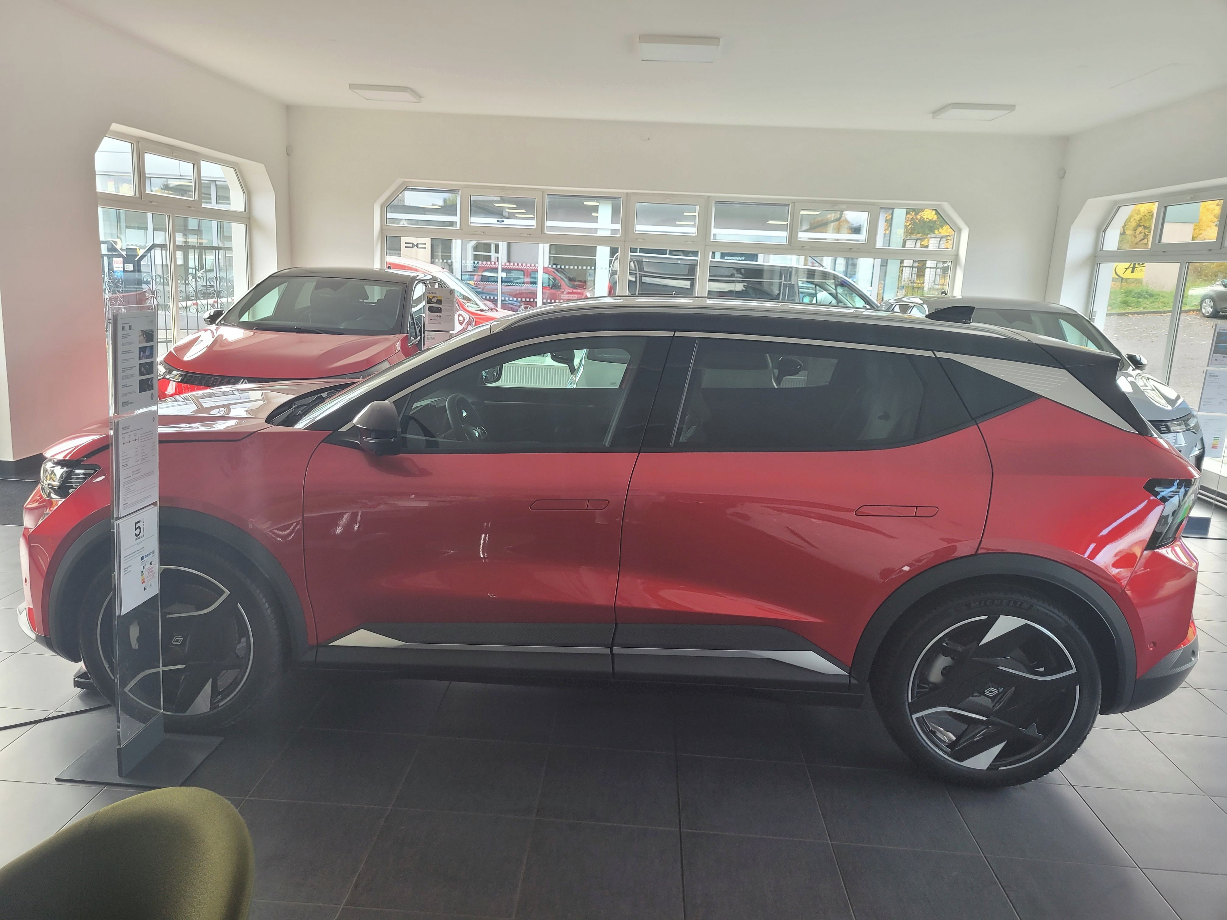 Renault Scénic, iconic 220 k long range - fotka 5