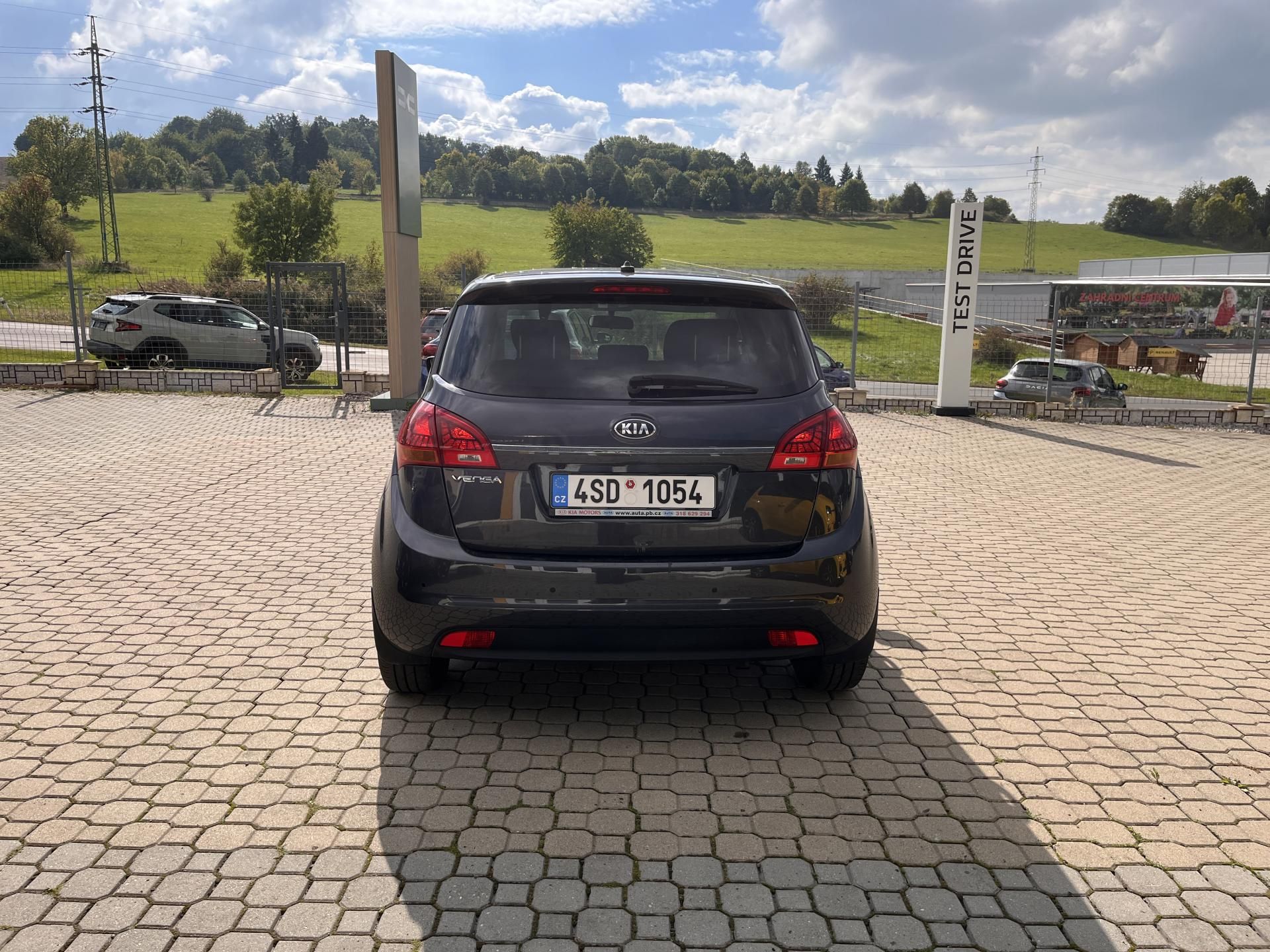 Kia Venga, 1,4 CVVT  1.majitel - fotka 5