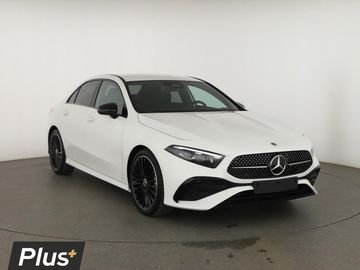 200, AMG Line, Navigace