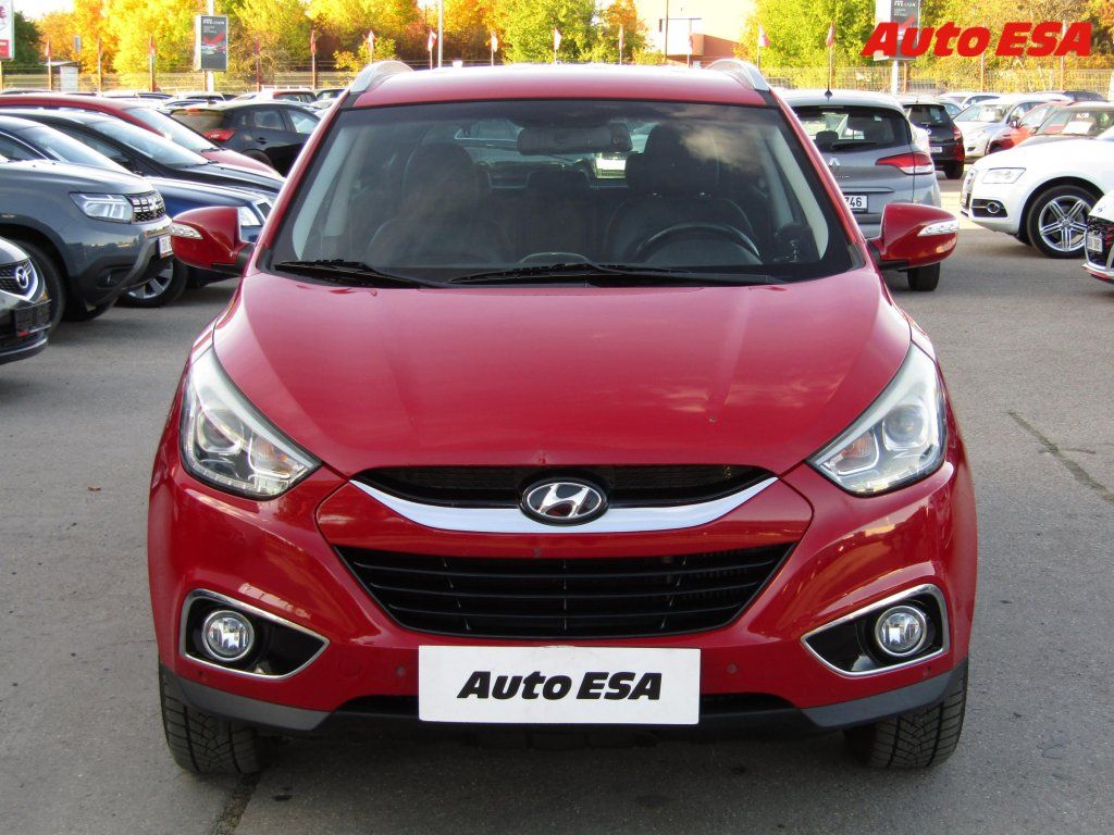 Hyundai ix35, 2.0CRDi 4x4,ČR,rikolor - fotka 2