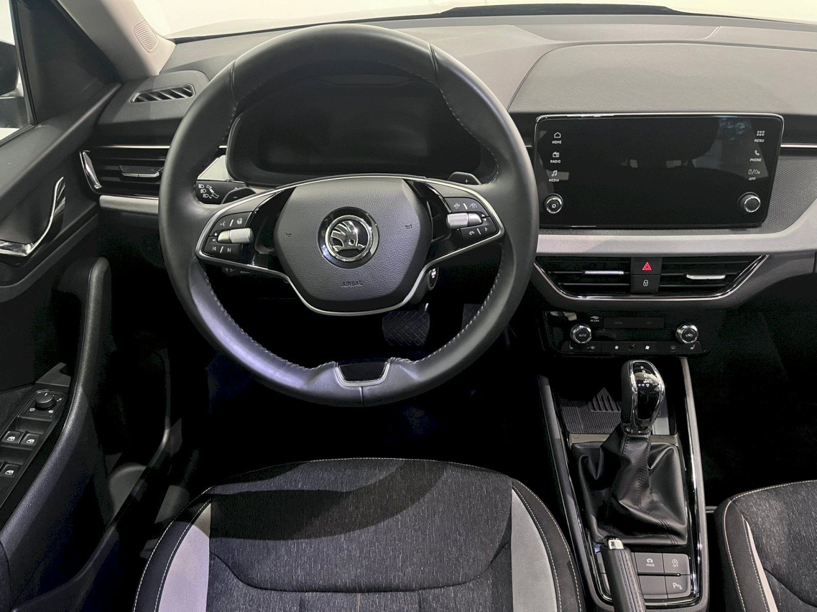 Škoda Kamiq, 1.0 TSI 85 kW A7F Top Selectio - fotka 5