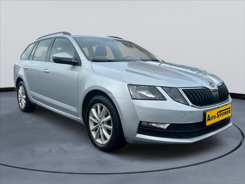 Škoda Octavia, 1,6 TDi, Navi, DPH - fotka 2