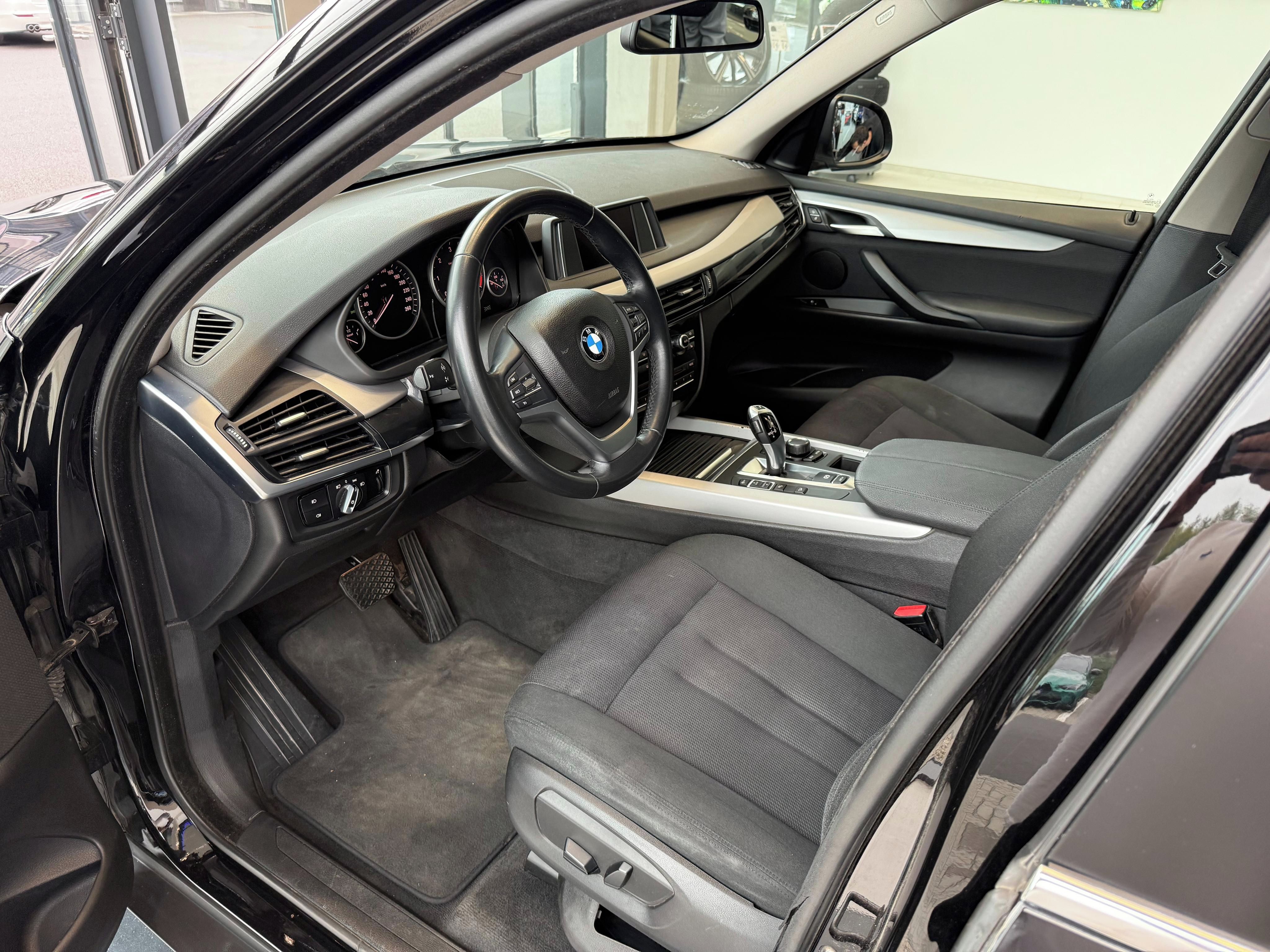 BMW X5, xDrive25d - fotka 6