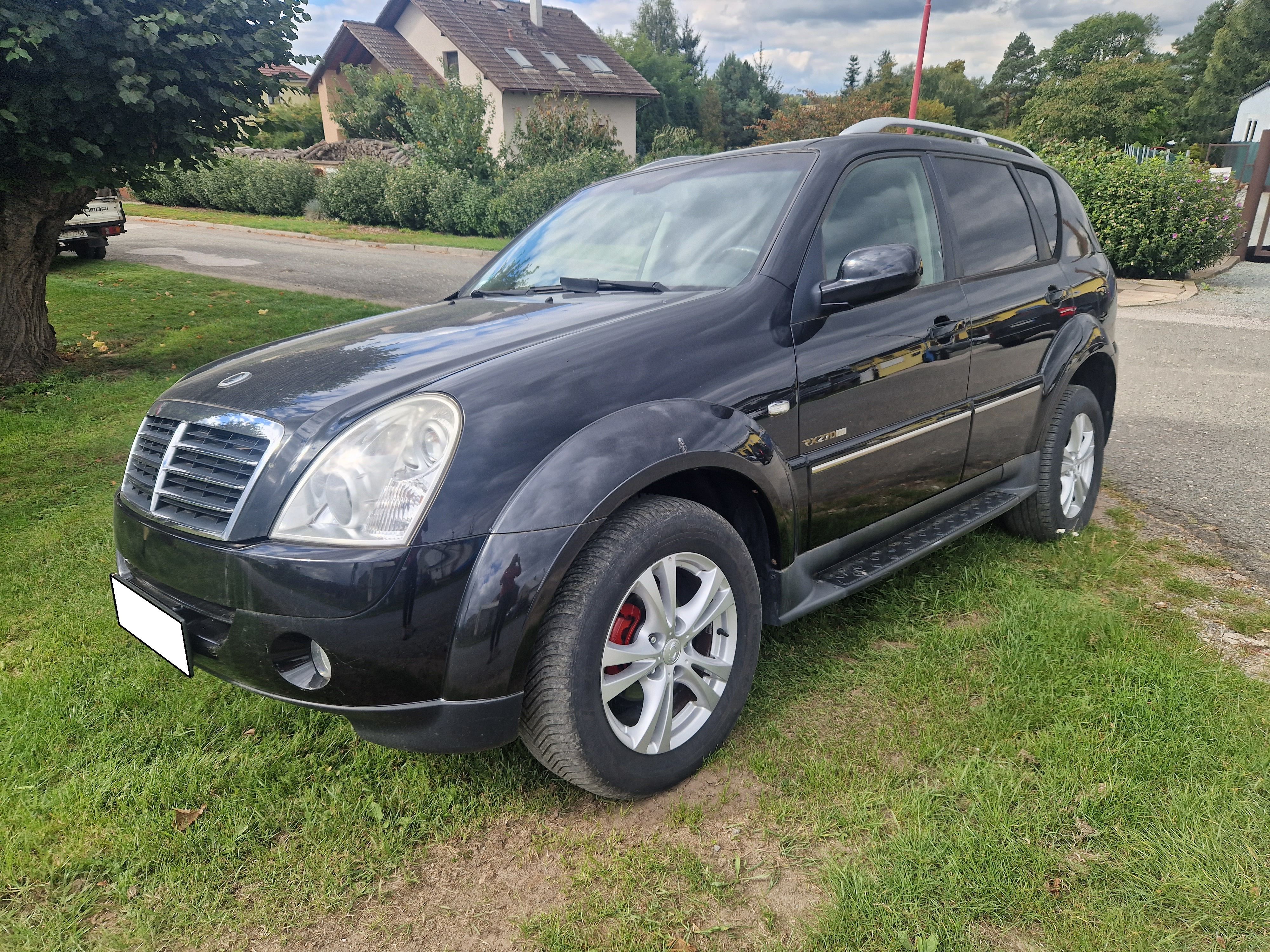 SsangYong Rexton, II 2.7 XDi 132 kW 4x4 - 7 mís - fotka 2