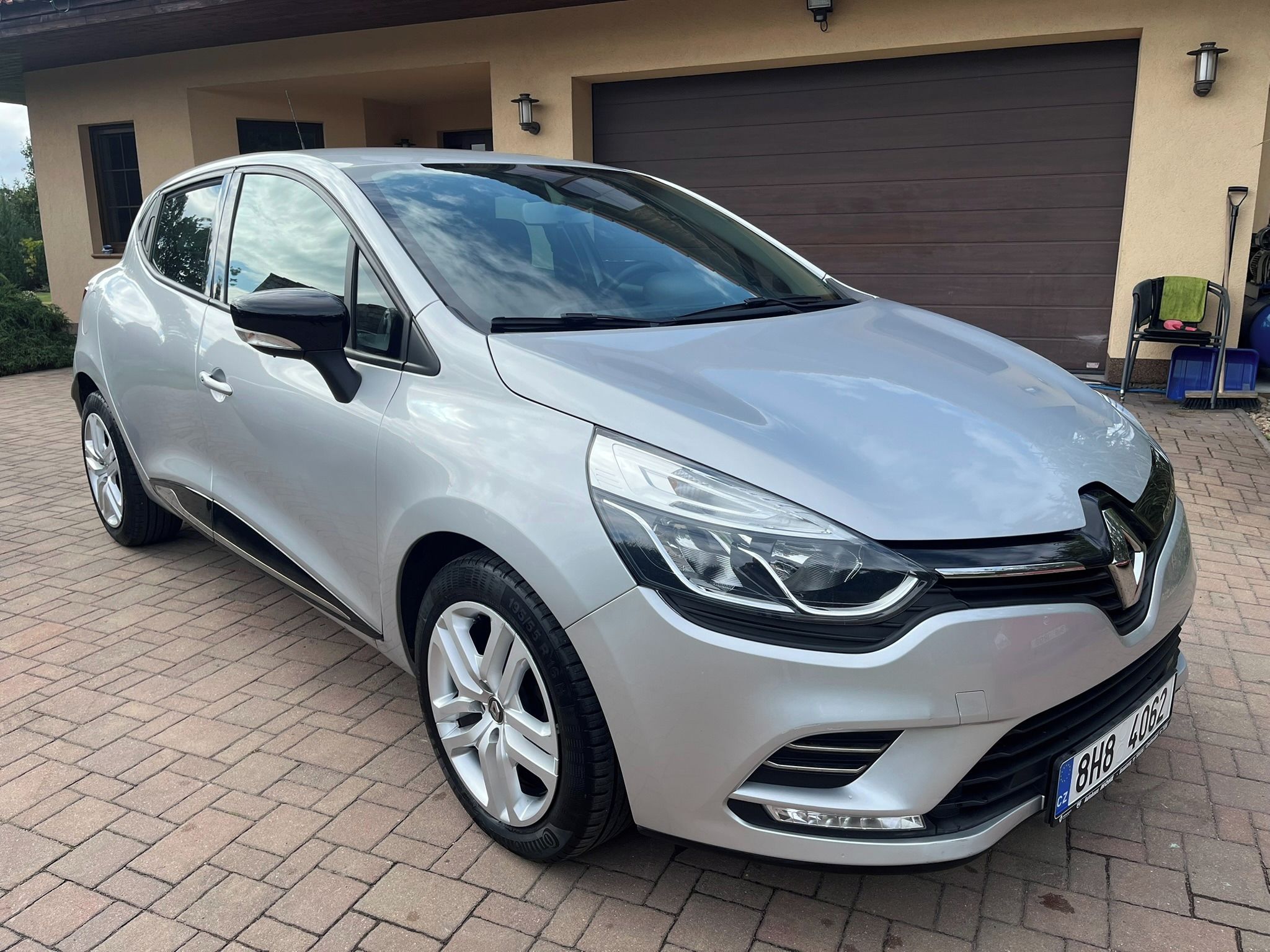 Renault Clio, 0.9TCe Serviska Tempomat 1.Maj - fotka 2