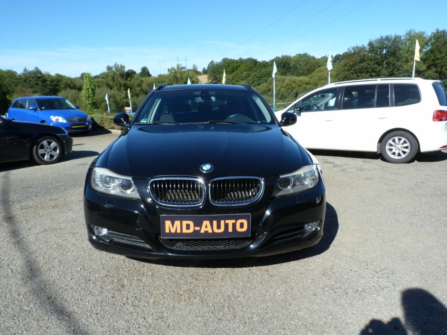BMW Řada 3, 2.0 I  105 kw - fotka 2
