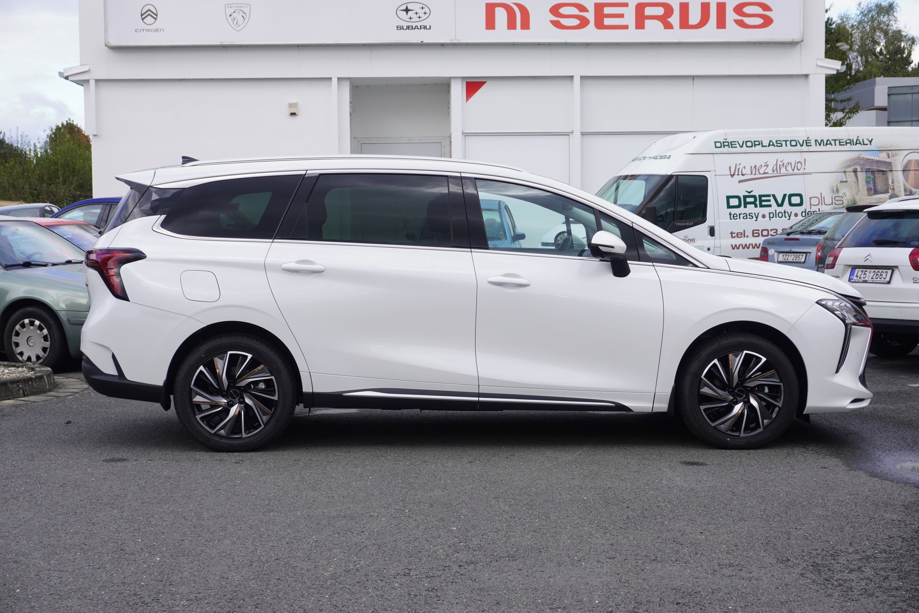 Dongfeng U-Tour, Exclusive FR 7míst - fotka 4