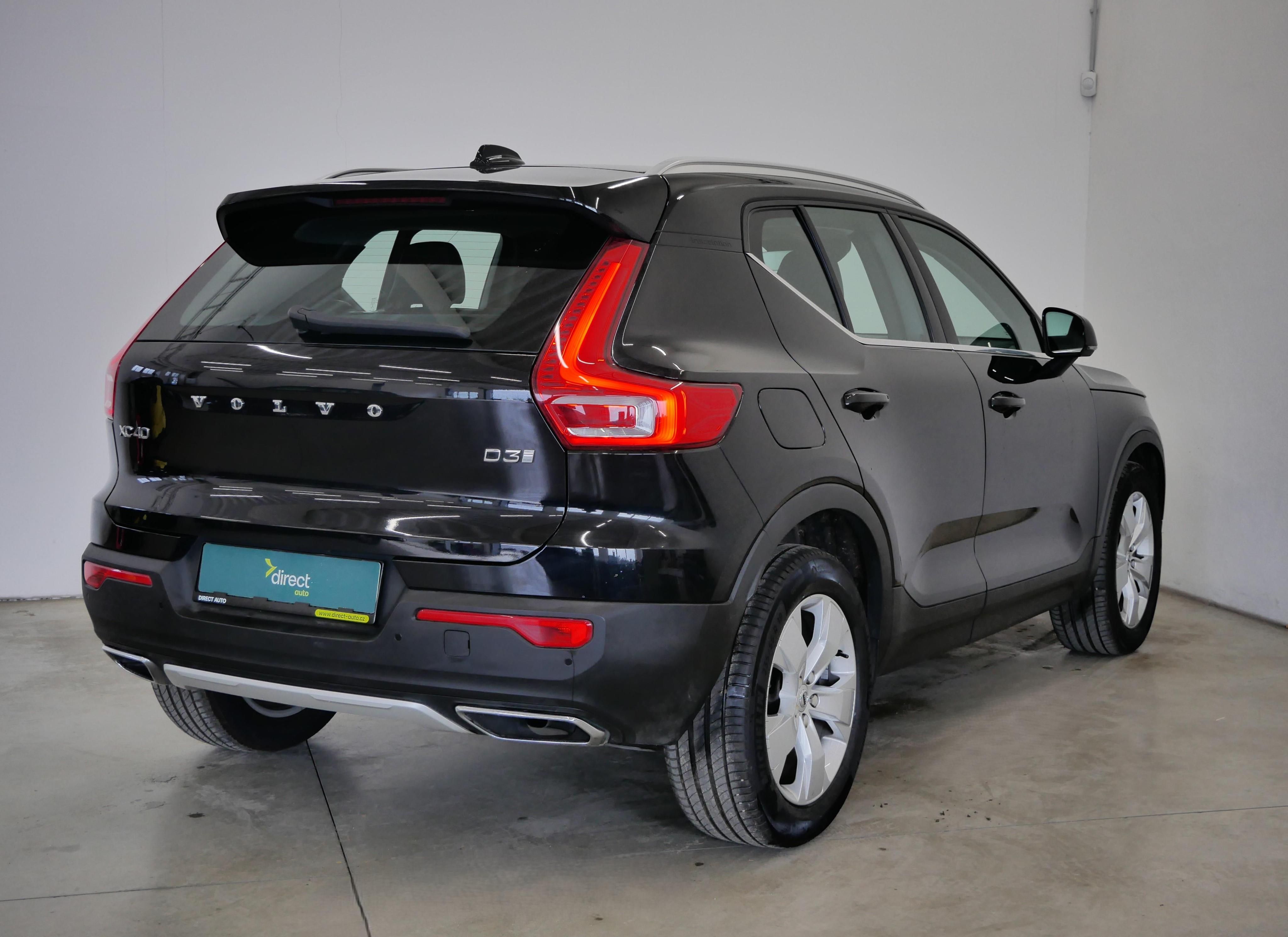 Volvo XC40, 2.0 d 110 kW Inscription - fotka 2