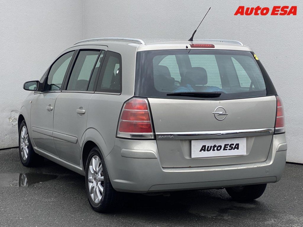Opel Zafira, 1.8 16V,ČR,AC,+kola - fotka 6