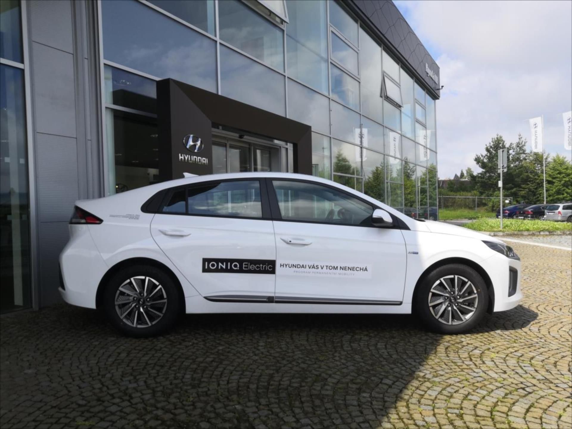 Hyundai Ioniq, EV SMART EFFICIENCY - fotka 5
