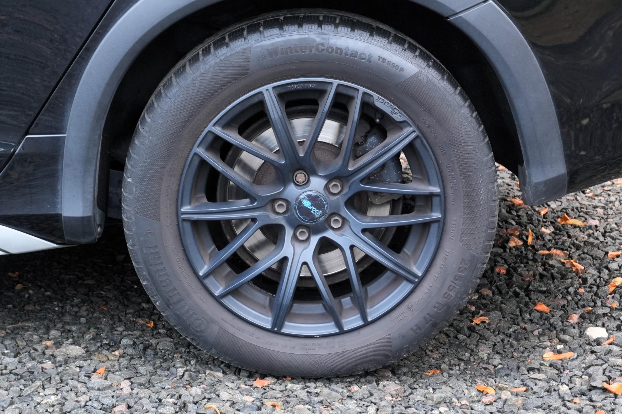 Volvo V60, 2.4 D4 Cross Country,ČR, Tažné - fotka 4
