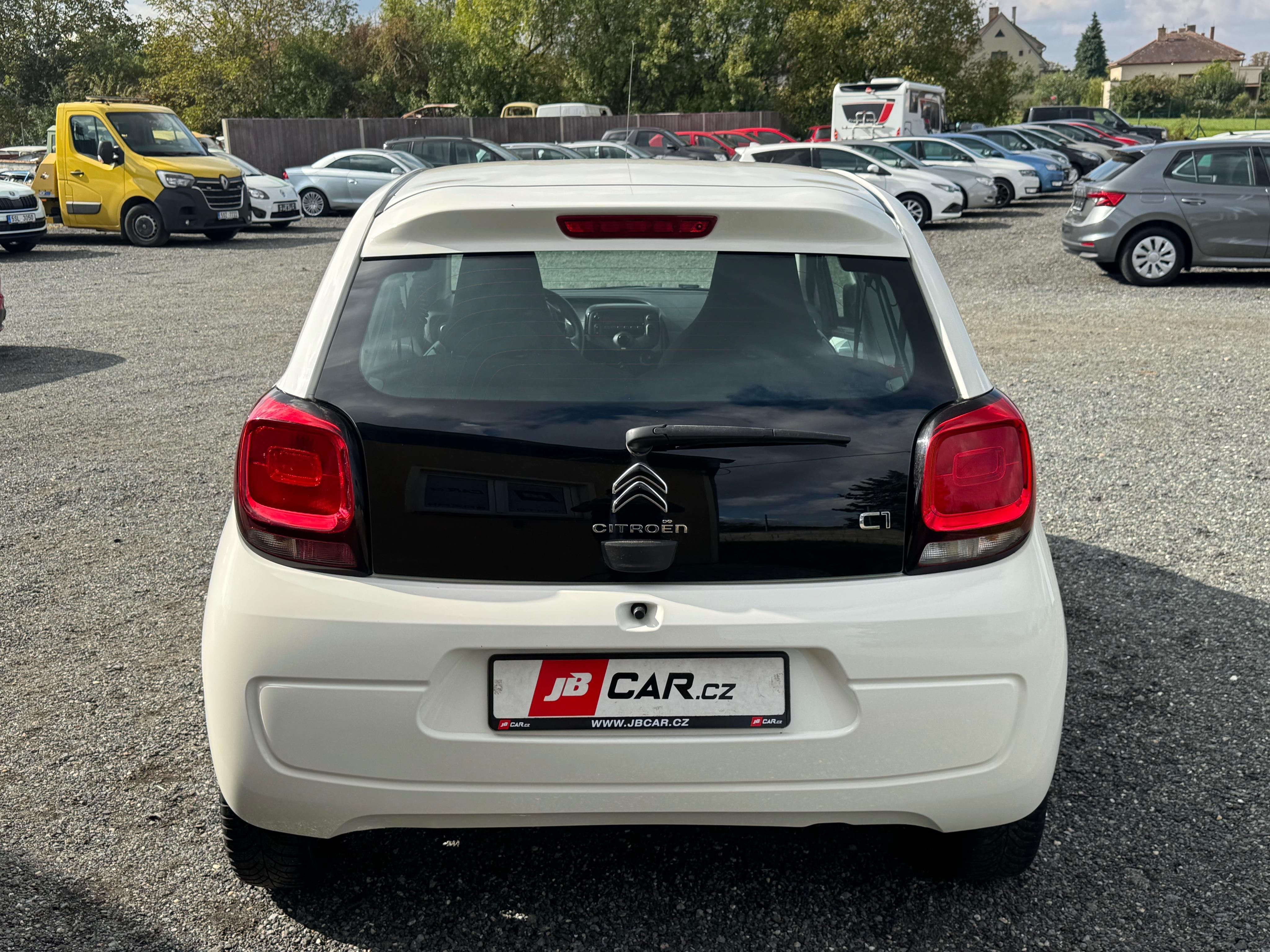 Citroën C1, 1.0I 53KW FEEL KLIMA 1.MAJITEL - fotka 3
