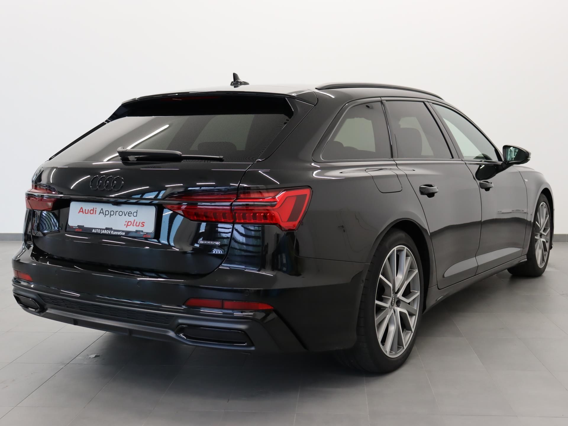 Audi A6 Avant, Sport 55 TFSI quattro - fotka 2
