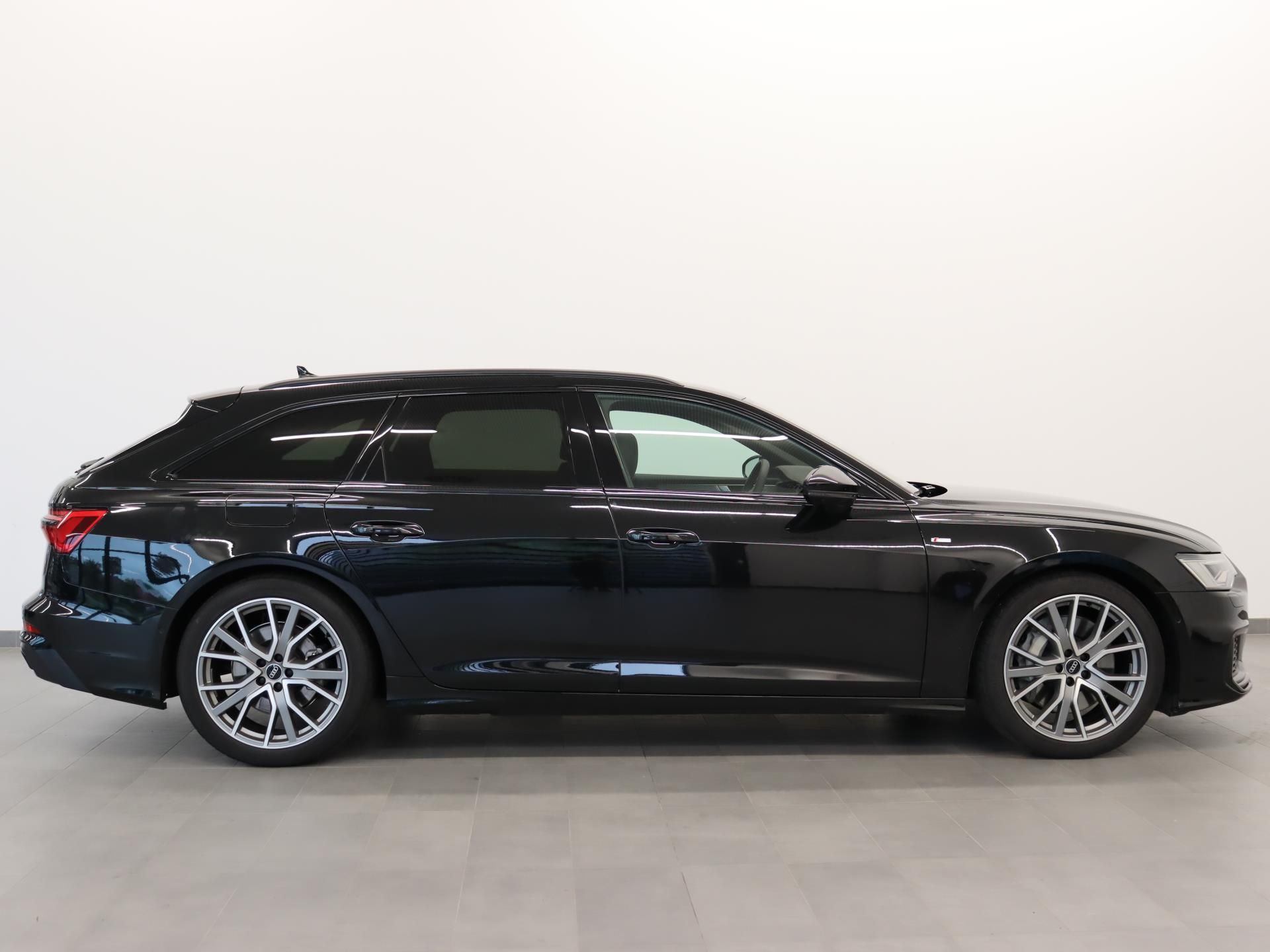 Audi A6 Avant, Sport 55 TFSI quattro - fotka 3