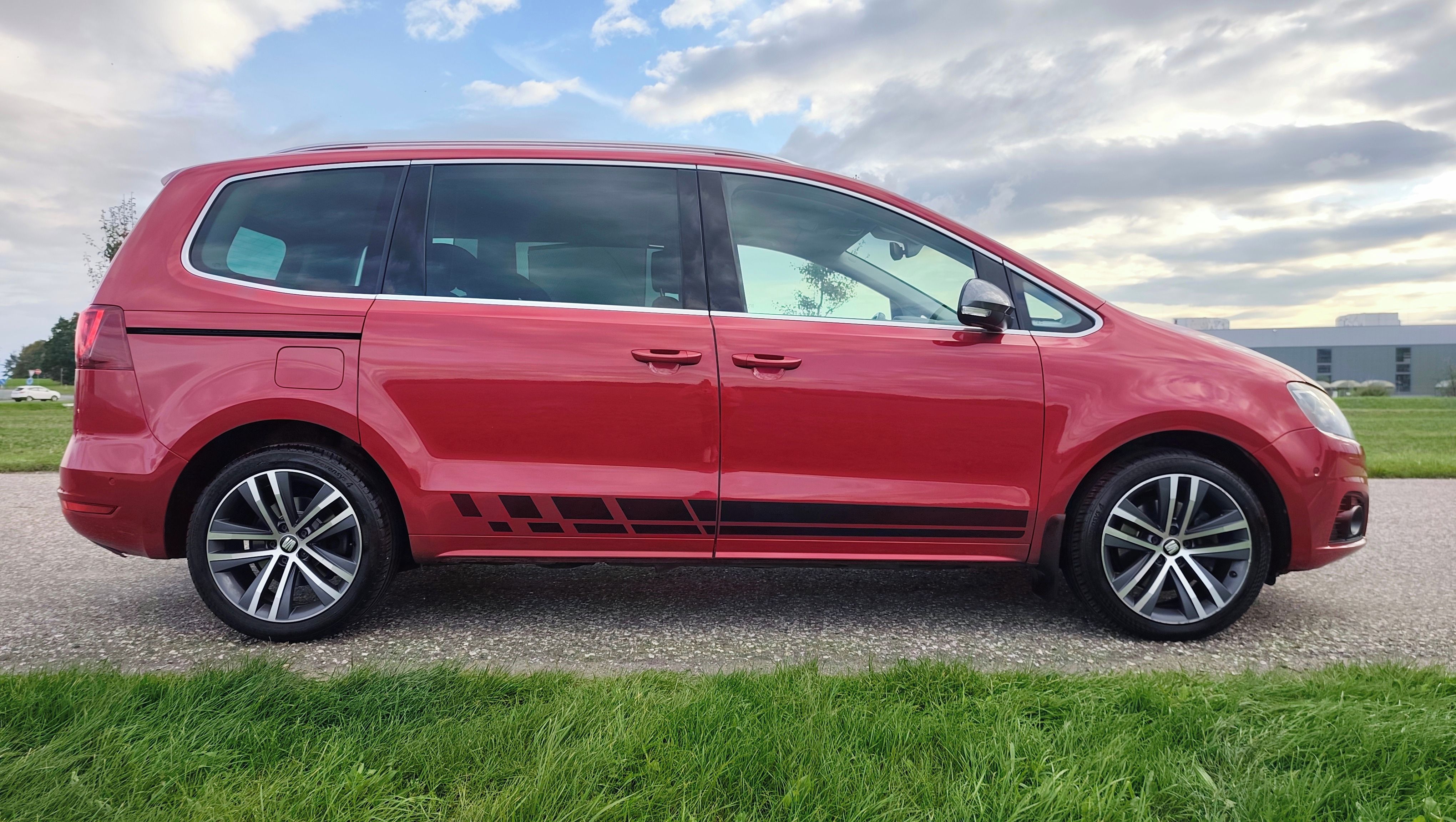 Seat Alhambra, 2.0TDi 135kW DSG FRline 7MÍST - fotka 4