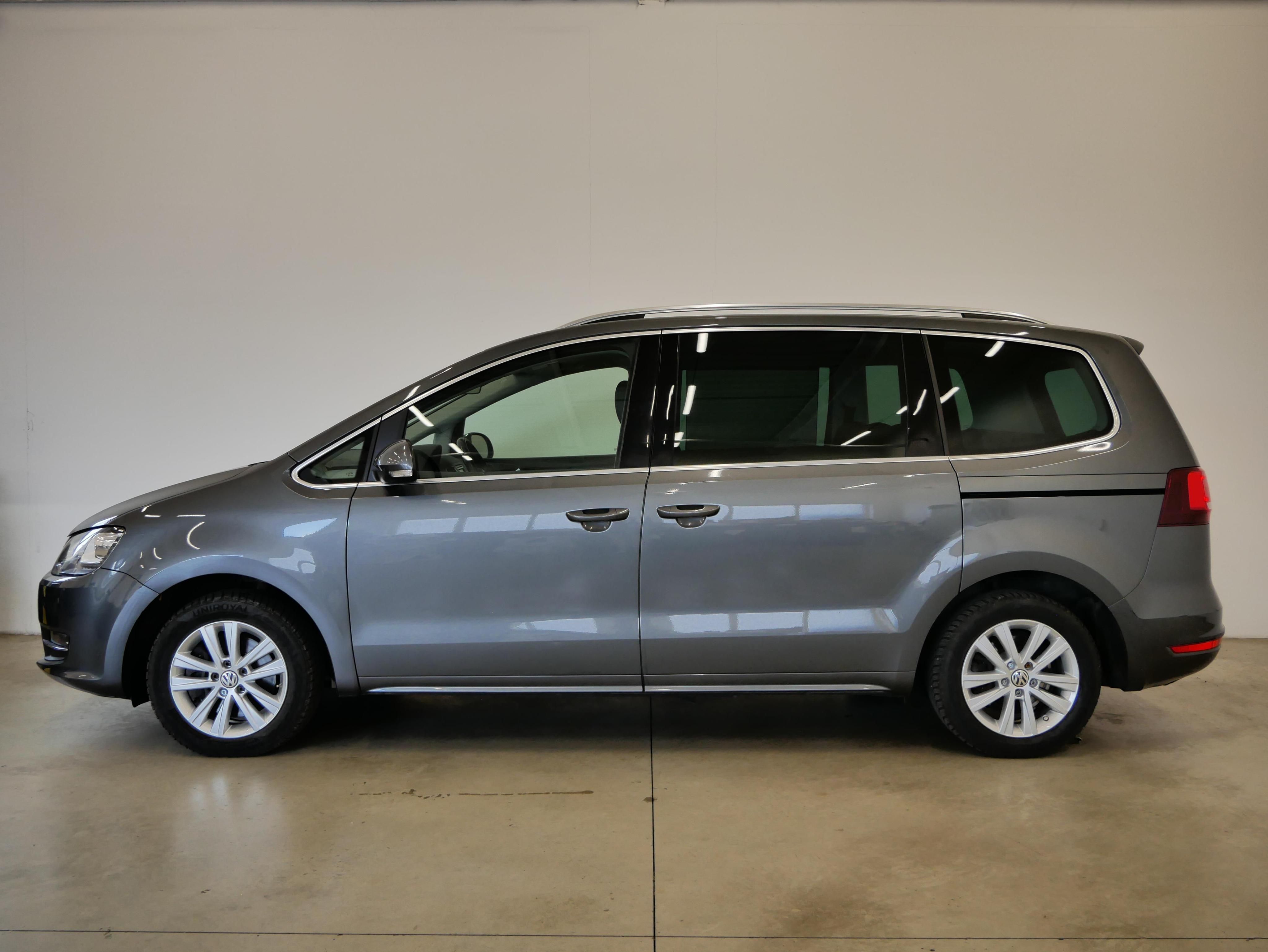 Volkswagen Sharan, 2.0 TDI 110 kW Highline - fotka 3