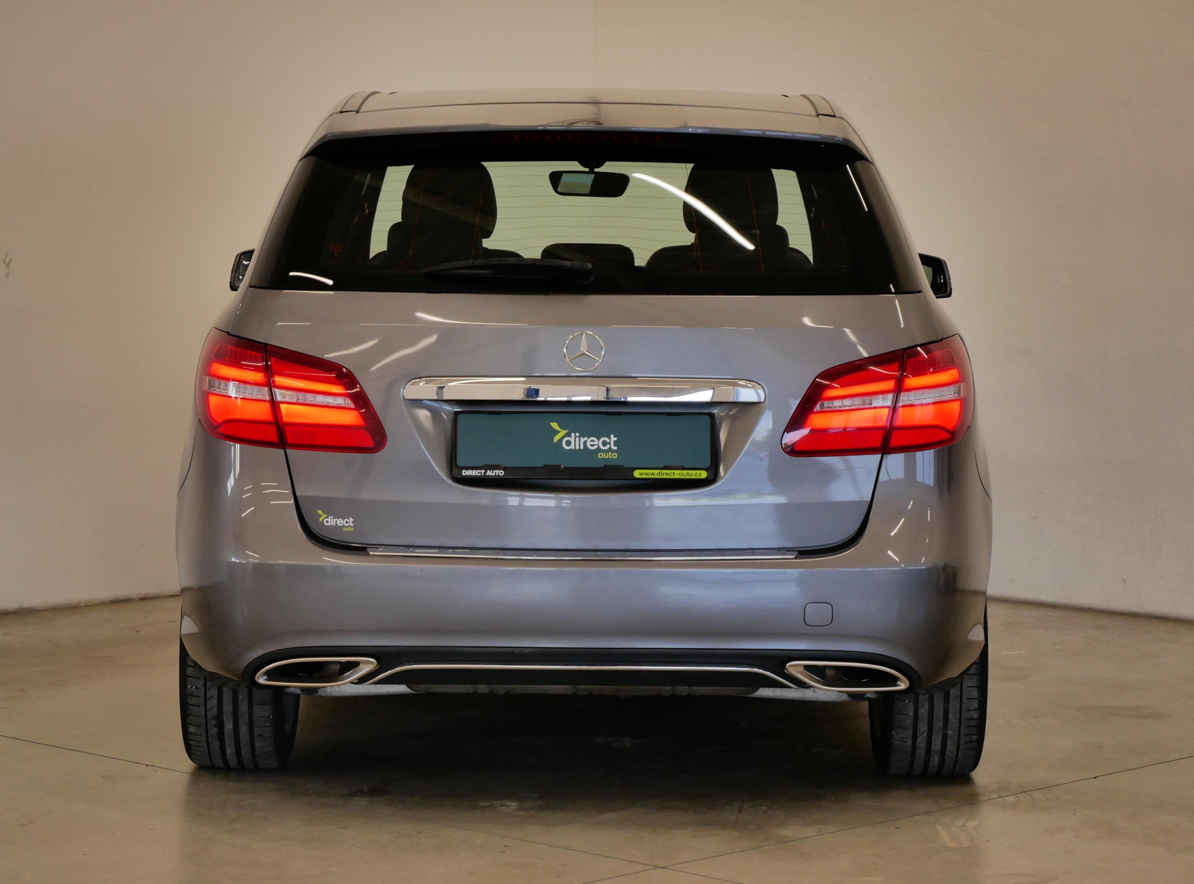 Mercedes-Benz Třídy B, 180d 80 kW Urban - fotka 6