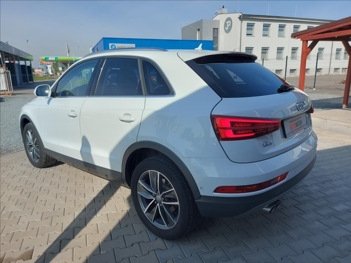 Audi Q3, 2,0 TDI Quattro S-Tronic ČR 1. - fotka 6