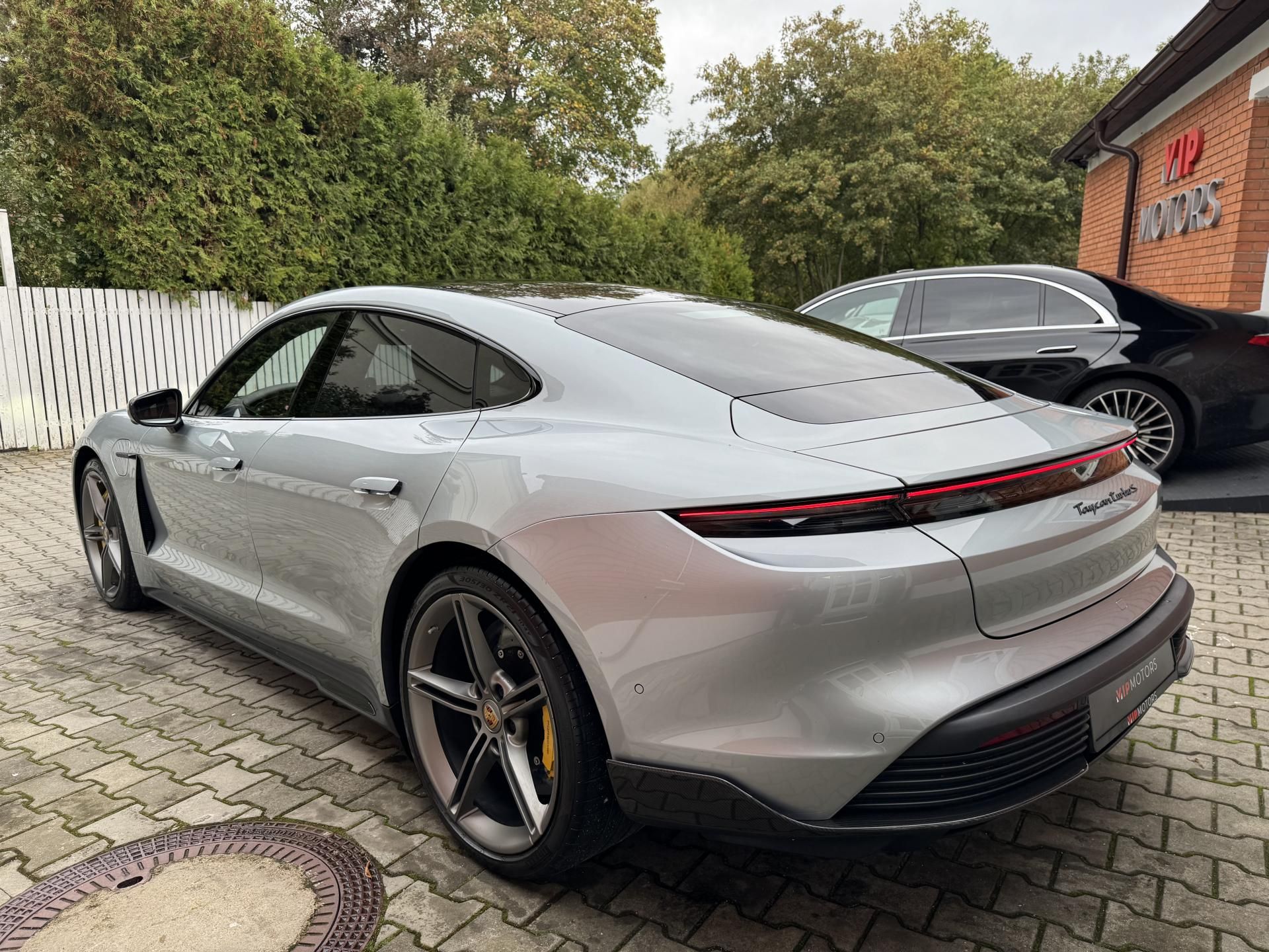Porsche Taycan, TURBO S-CARBON-MASÁŽE-BURMESTE - fotka 3