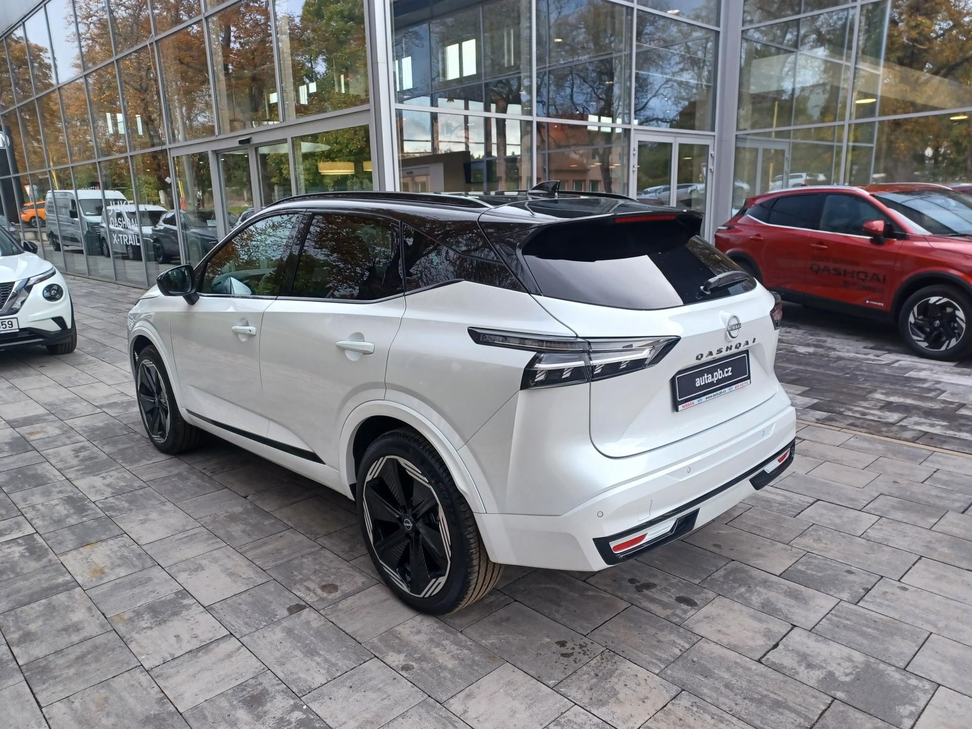 Nissan Qashqai, 1,3DIG-T 116kW N-desing - fotka 5