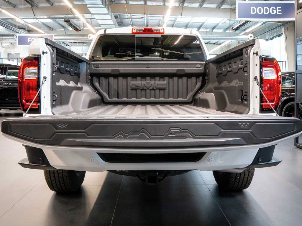 GMC Canyon, 2.7 AT4 Premium HeadUp, 2"Lift - fotka 6