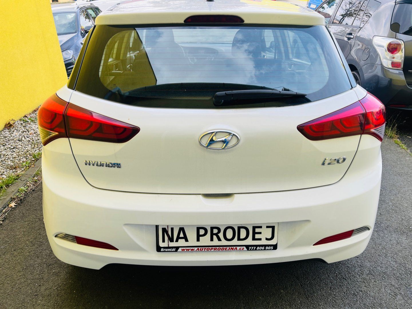 Hyundai i20, 1.2 i BENZÍN KLIMA - fotka 5
