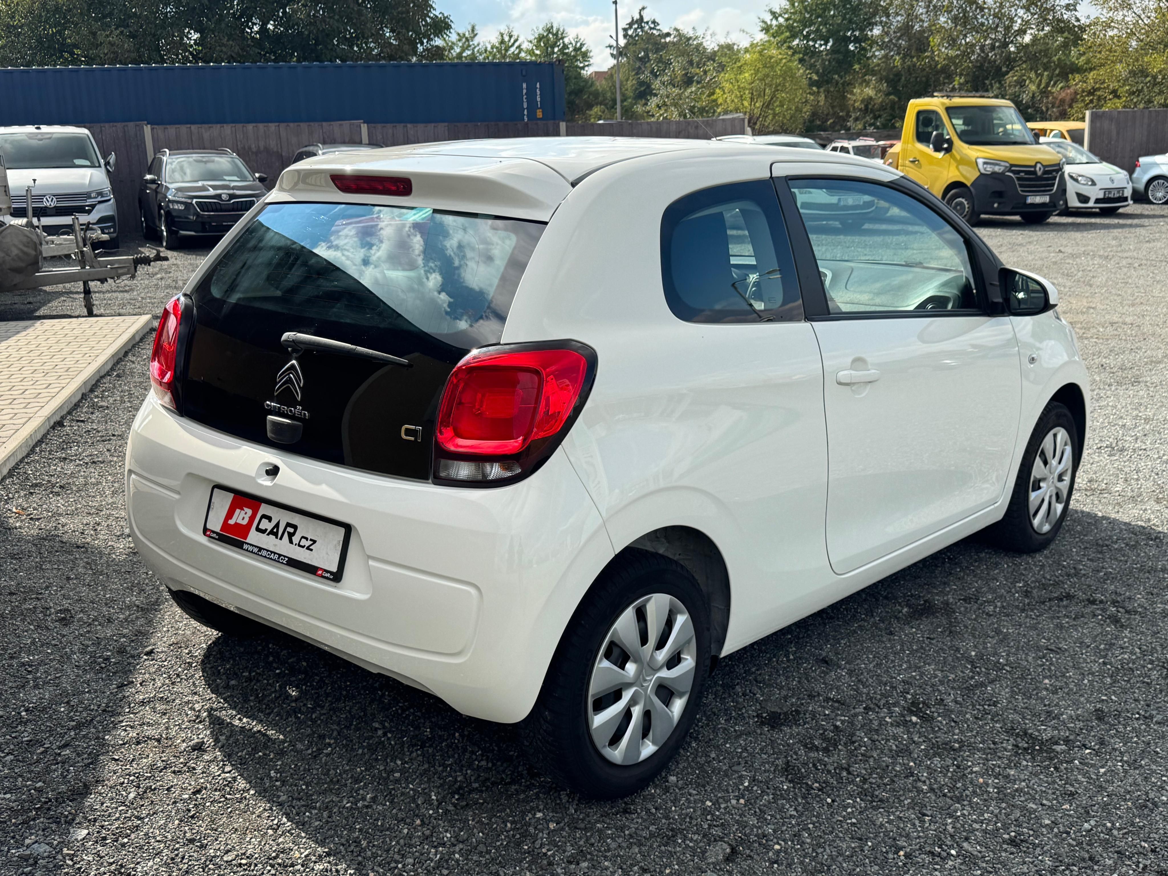Citroën C1, 1.0I 53KW FEEL KLIMA 1.MAJITEL - fotka 2