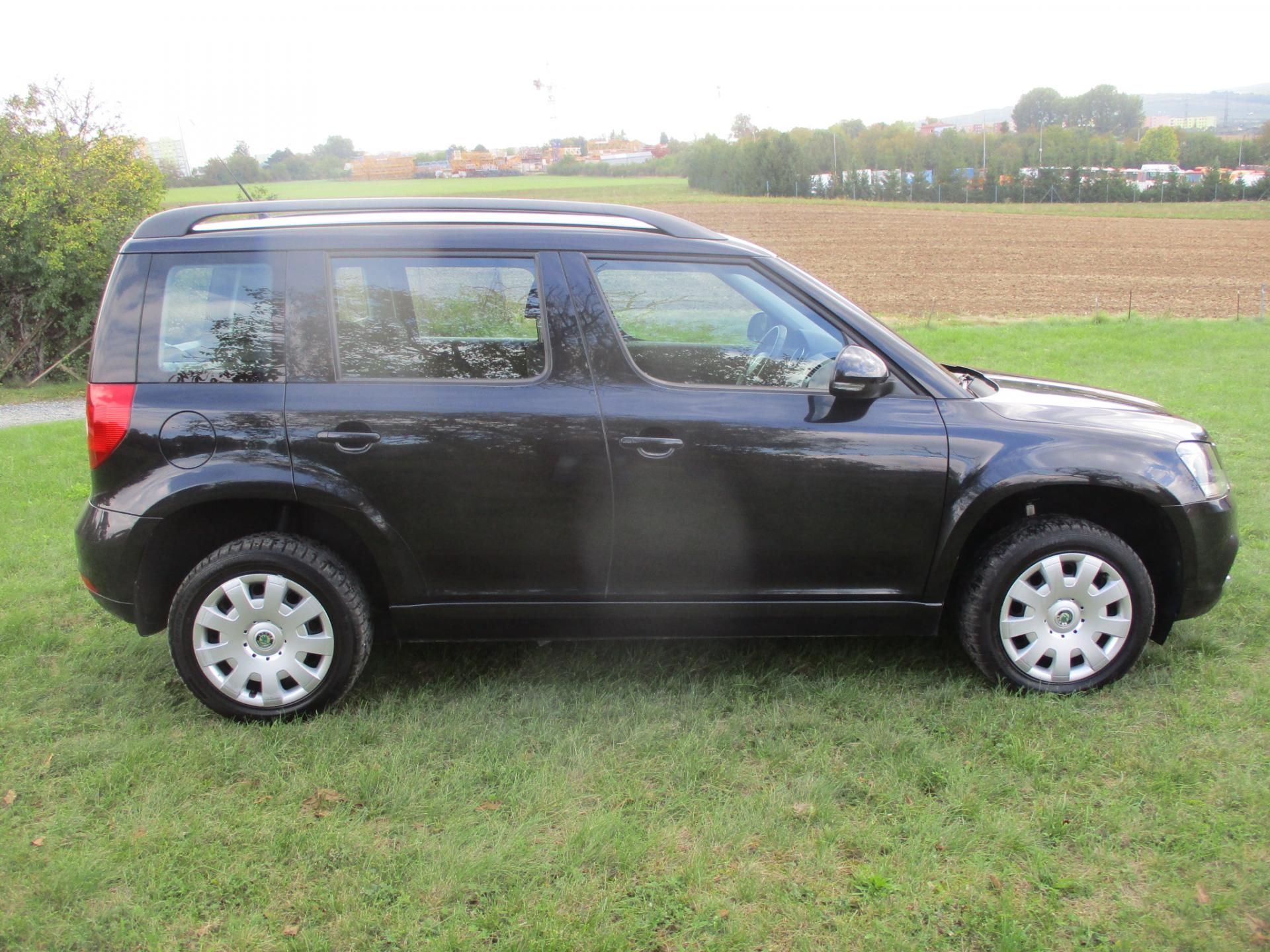 Škoda Yeti, 1.2TSi 6MAN*PO ROZVODECH - fotka 6