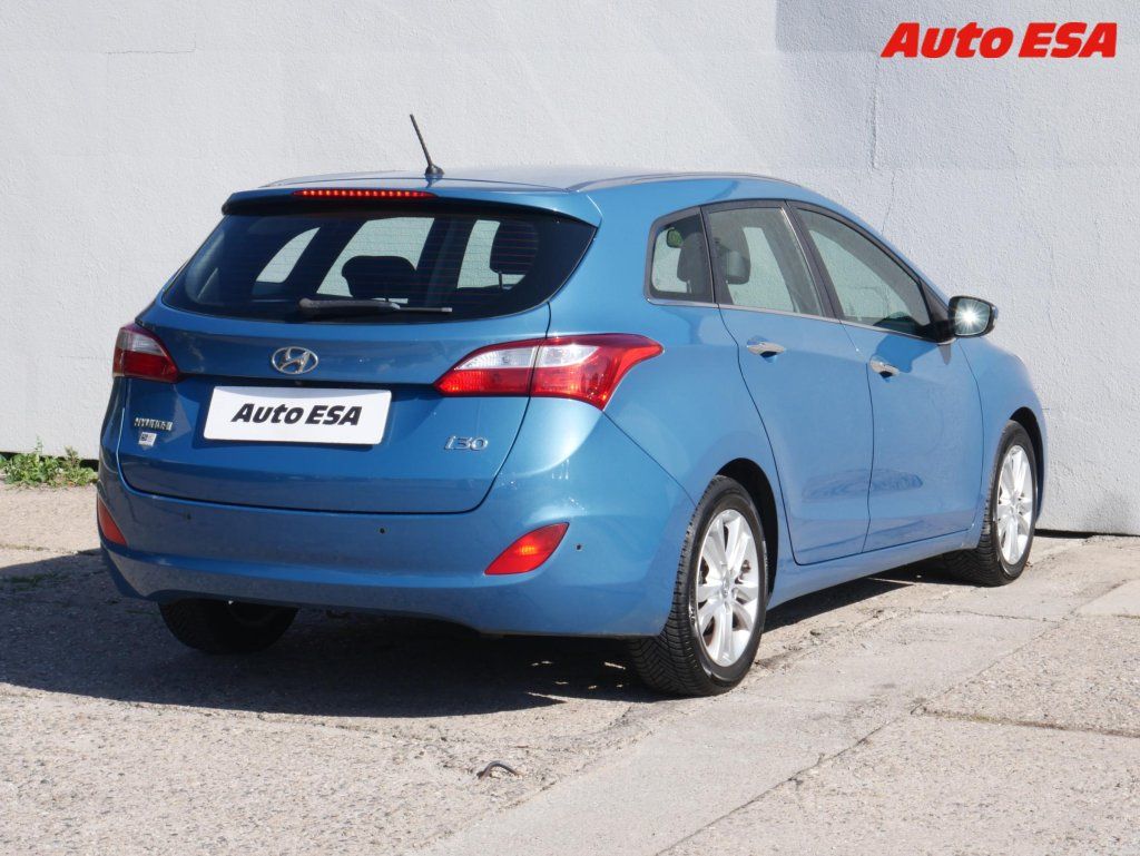 Hyundai i30, 1.6CRDi,ČR - fotka 6