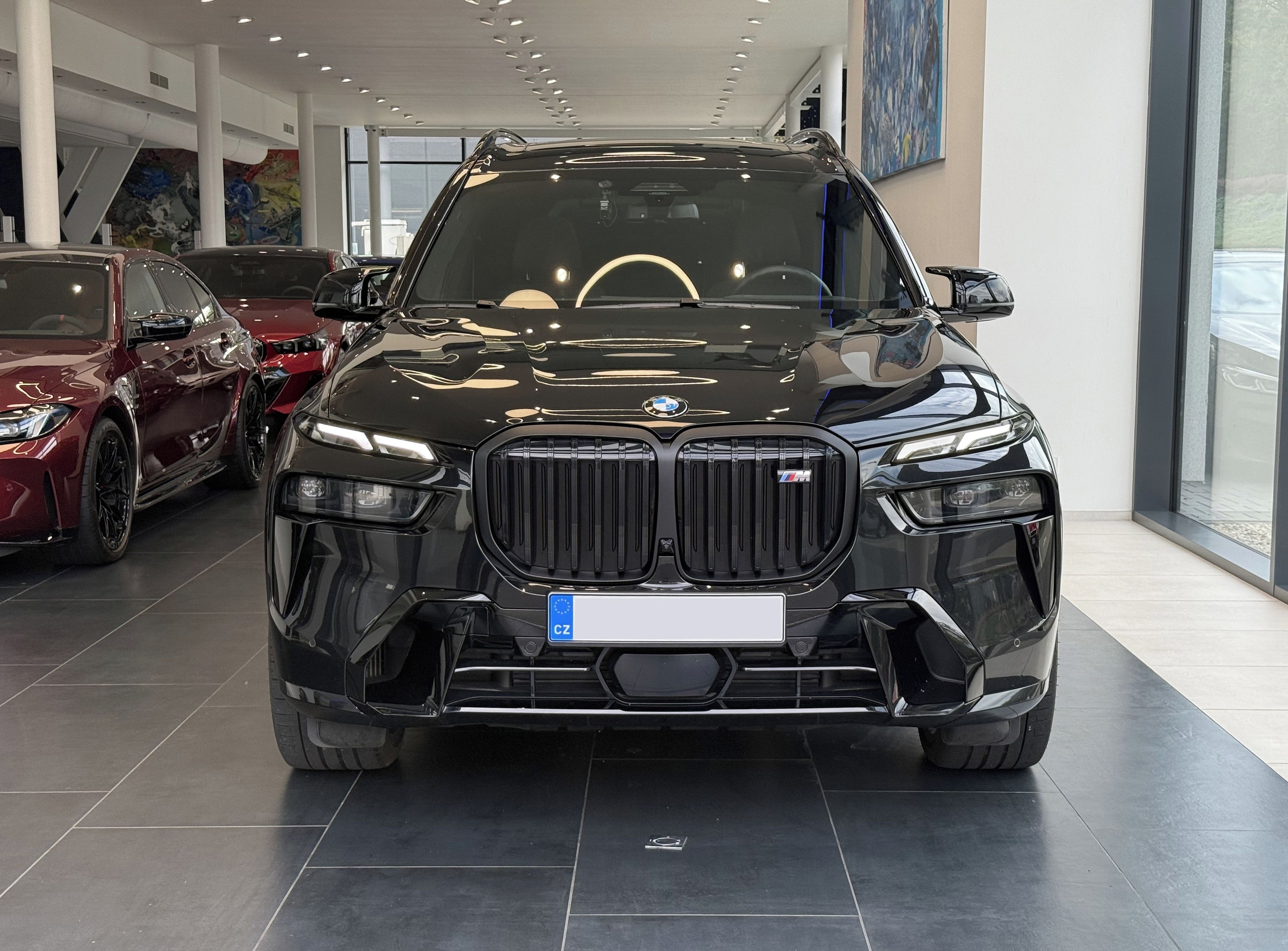 BMW X7, M60i, 1. majitel, plná výbava