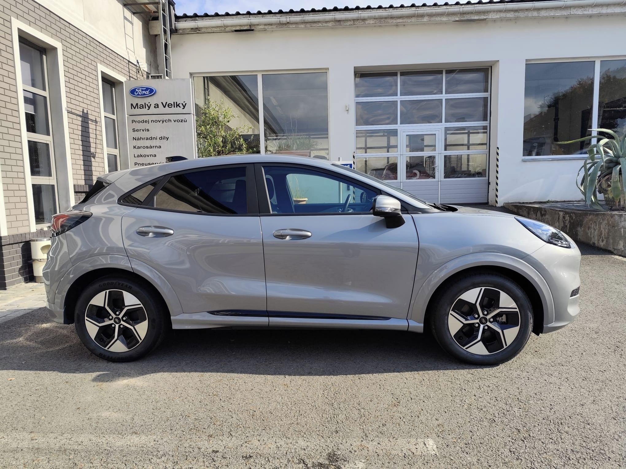 Ford Puma, Gen-E 43kWh STAND. DOJEZD,186k - fotka 3