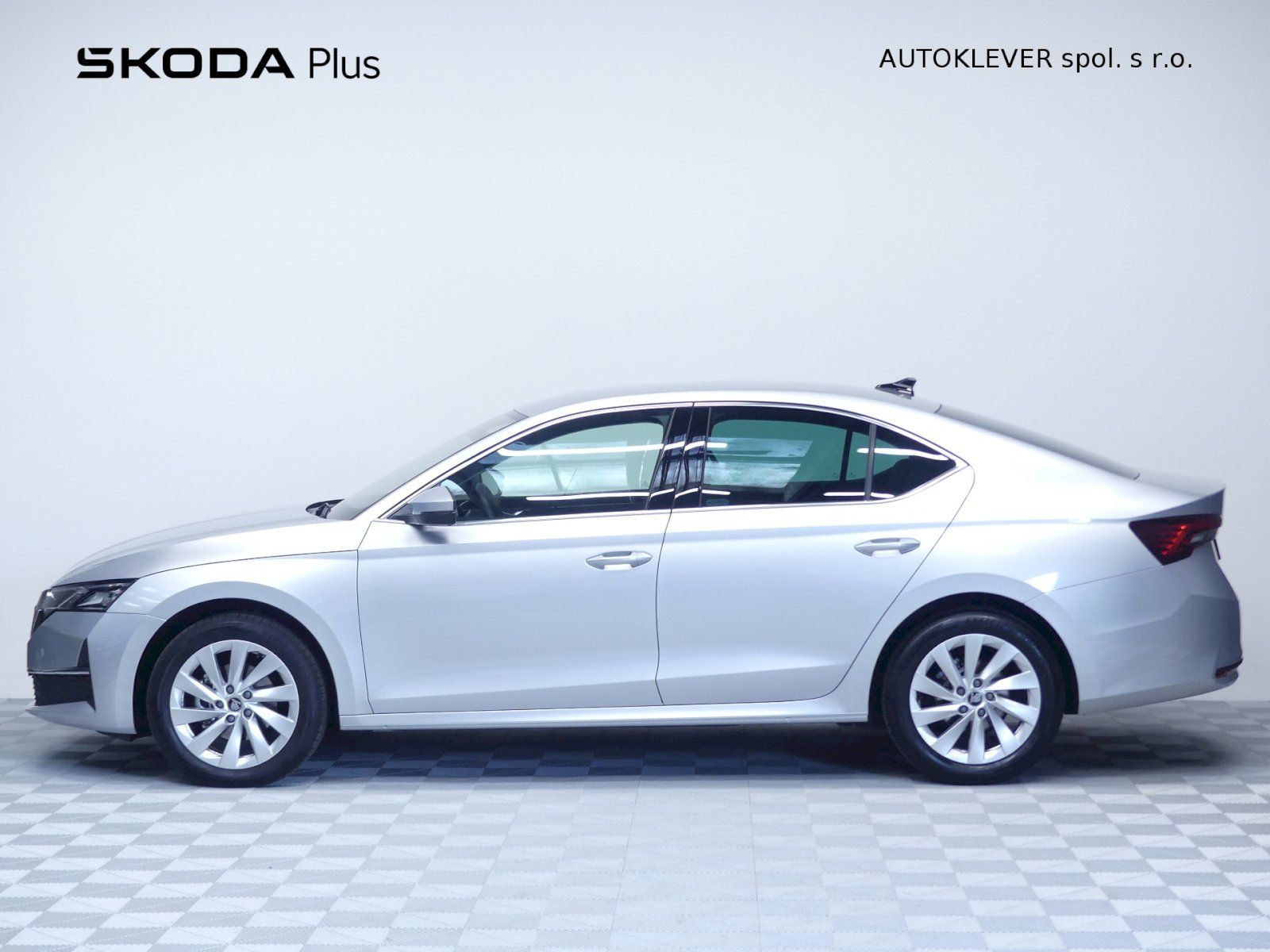 Škoda Octavia, Top Selection 1.5TSI 85kW - fotka 3