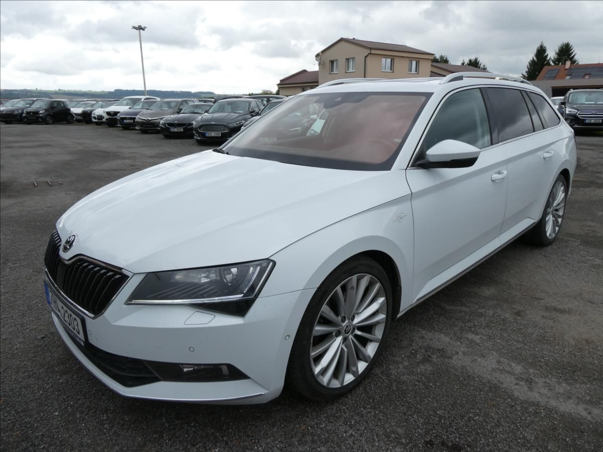 Škoda Superb, 2,0 TDI 140kW 4x4 L&K DSG - fotka 3