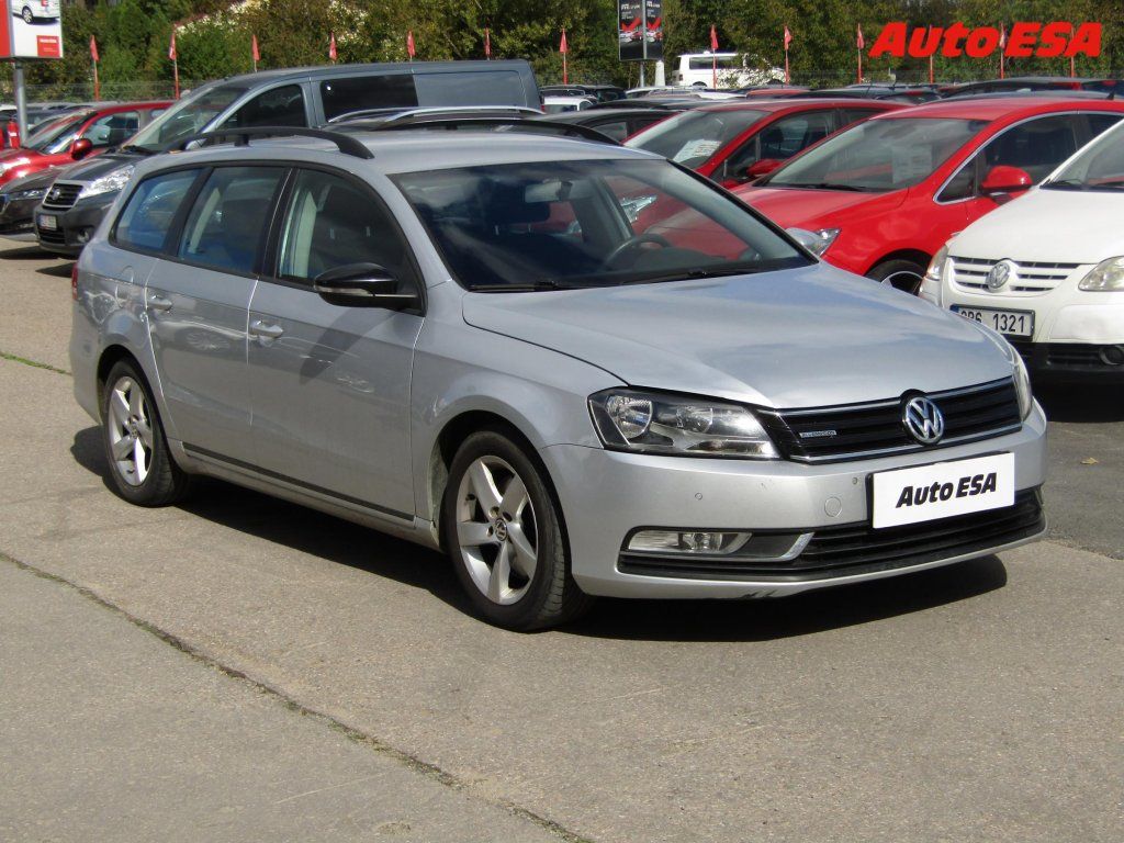 Volkswagen Passat, 1.6TDi,AC,výhřev sed