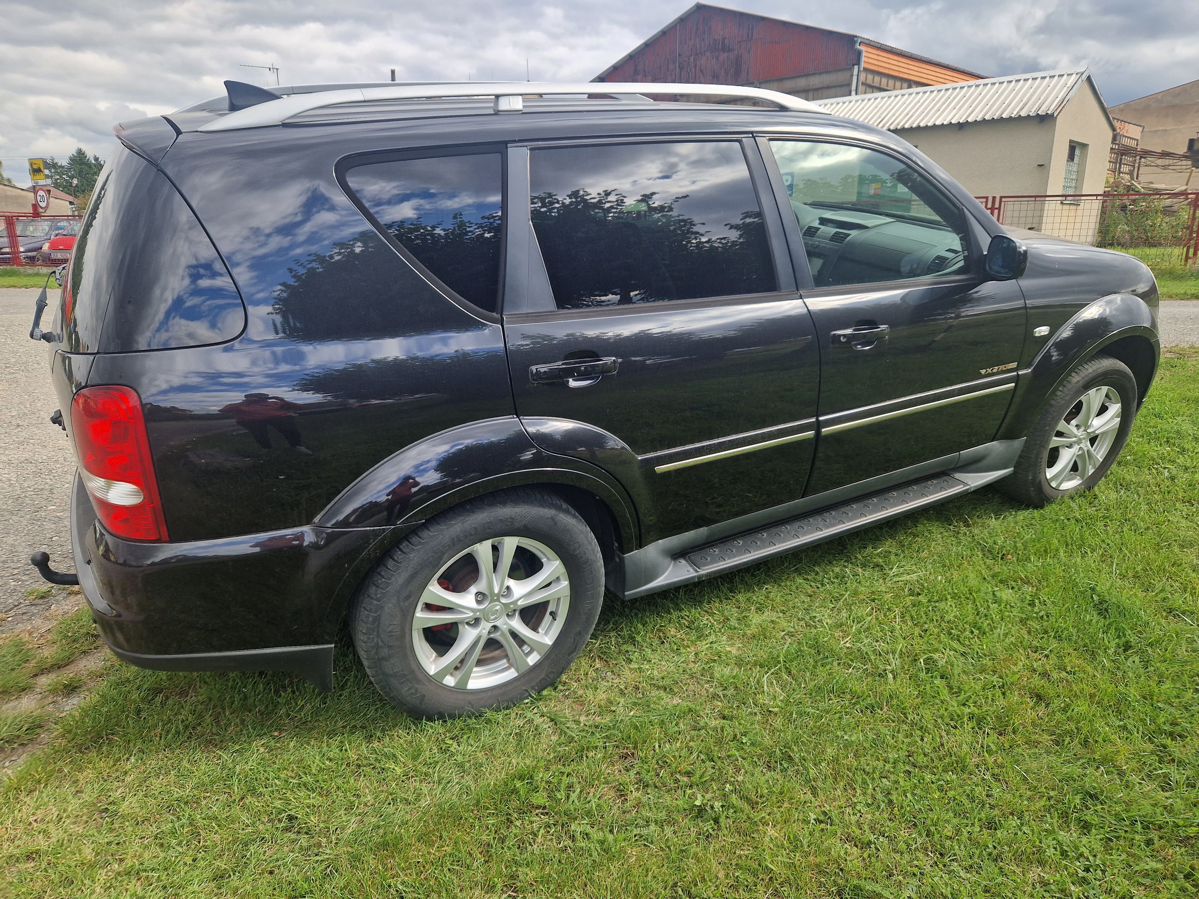 SsangYong Rexton, II 2.7 XDi 132 kW 4x4 - 7 mís - fotka 3