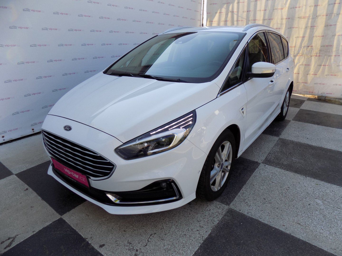 Ford S-MAX, 2.0TDCi/Titanium/AT/LED/