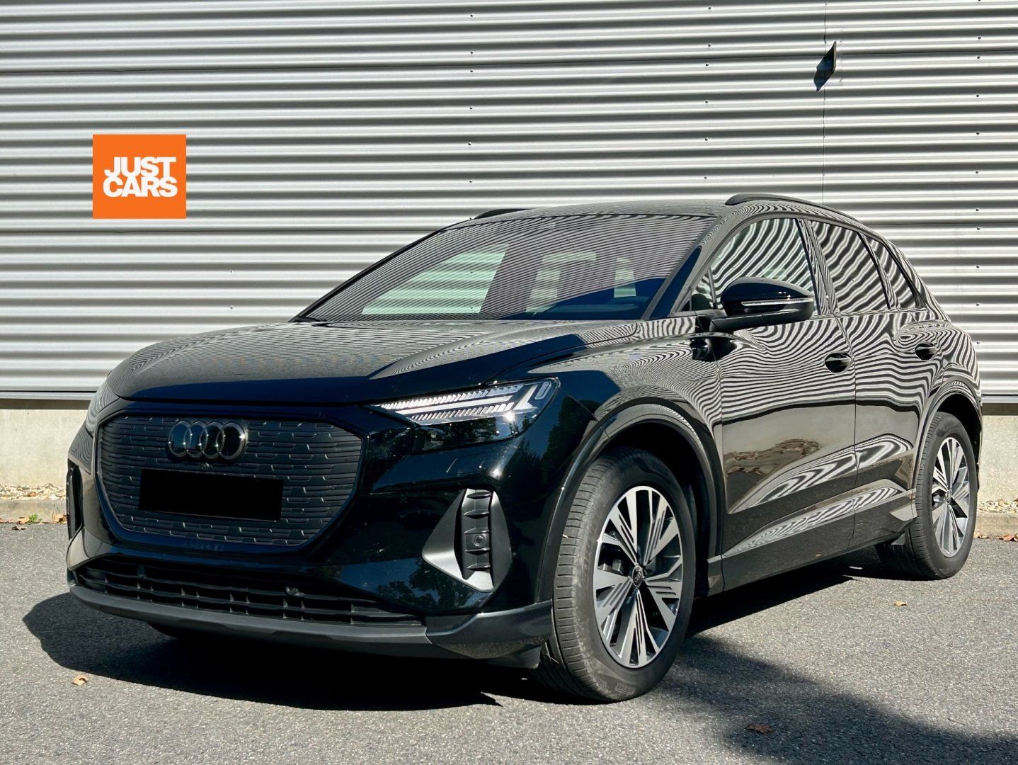 Audi Q4 e-tron, 45 E-TRON 1.MAJ/QUATTRO/ČR/DPH