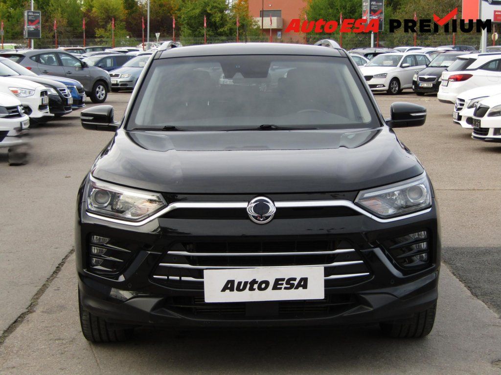 SsangYong Korando, 1.5T-GDi,1.maj,ČR,TZ - fotka 2
