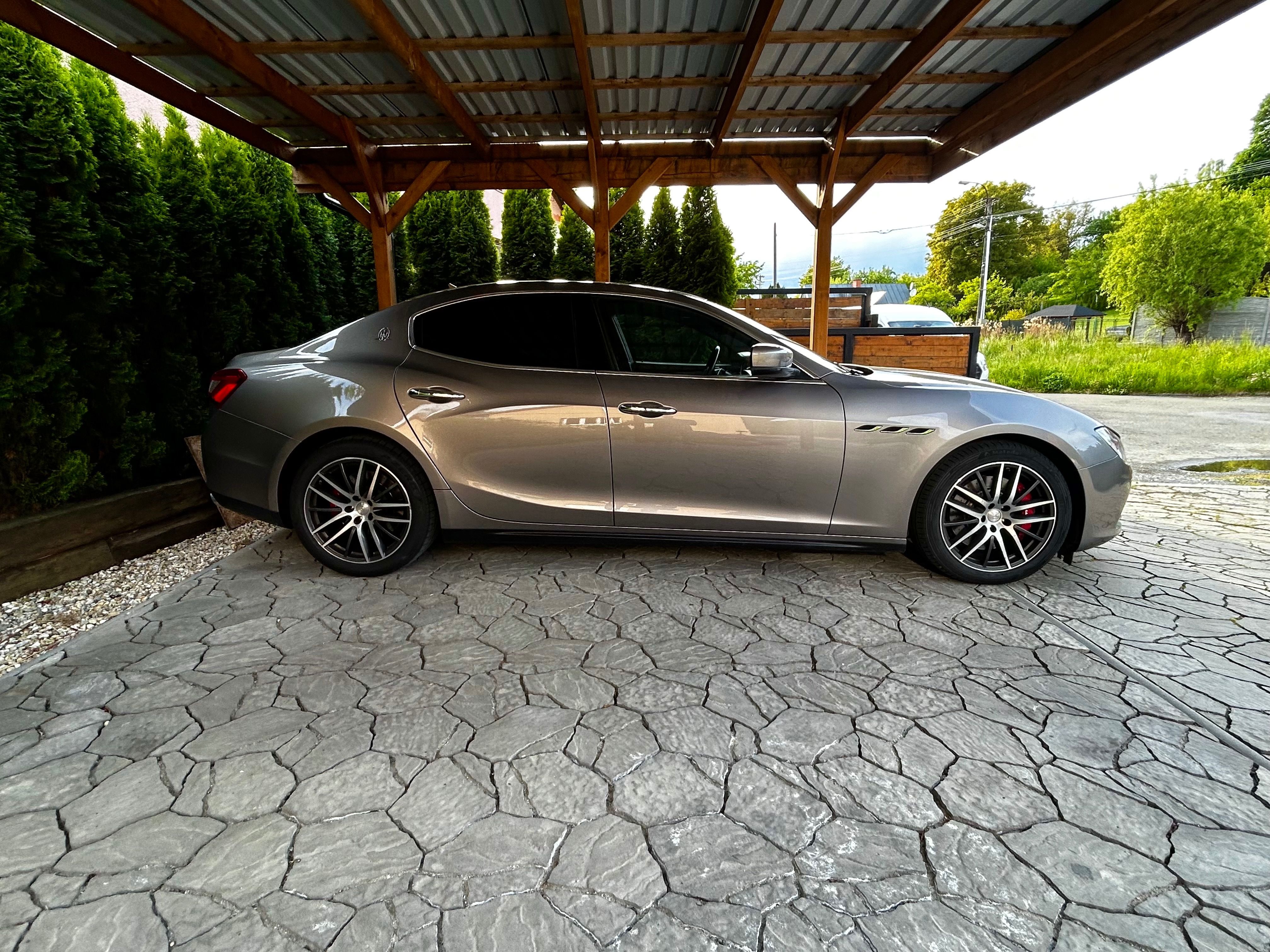 Maserati Ghibli, Maserati Ghibli SQ4 2015 - fotka 6