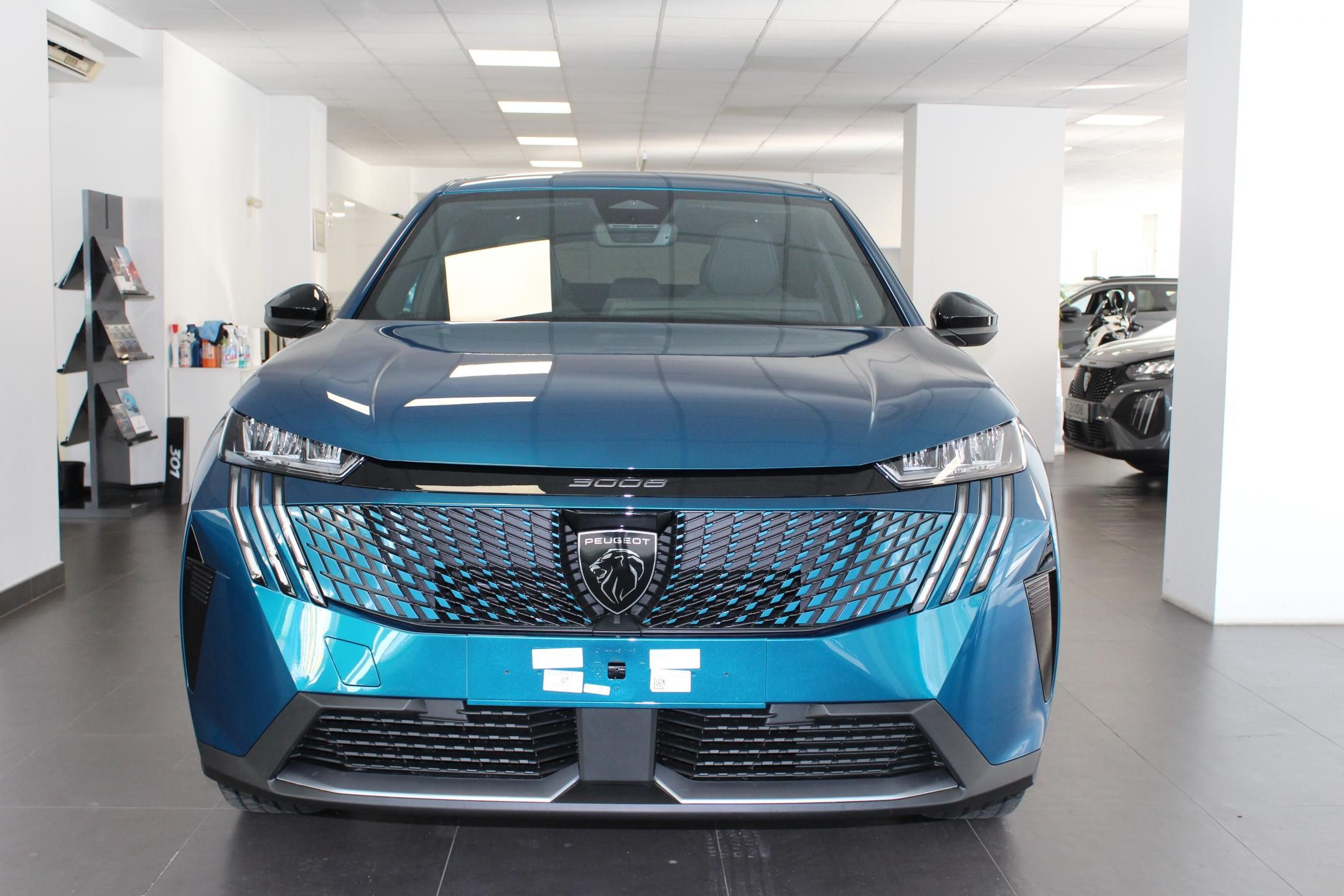 Peugeot 3008, ALLURE Hybrid 145 e-DCS6 - fotka 2