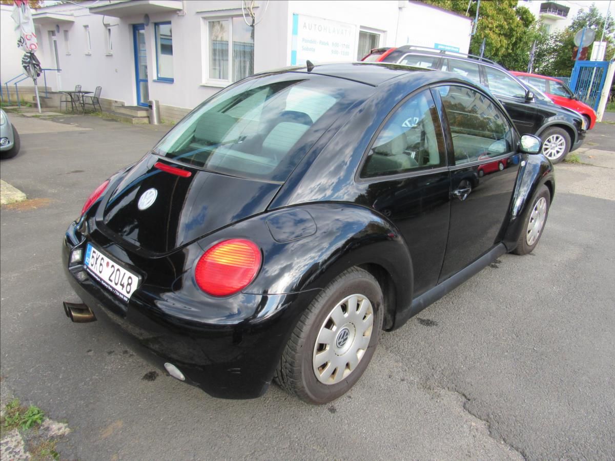 Volkswagen New Beetle, 1,6 75kW - fotka 6