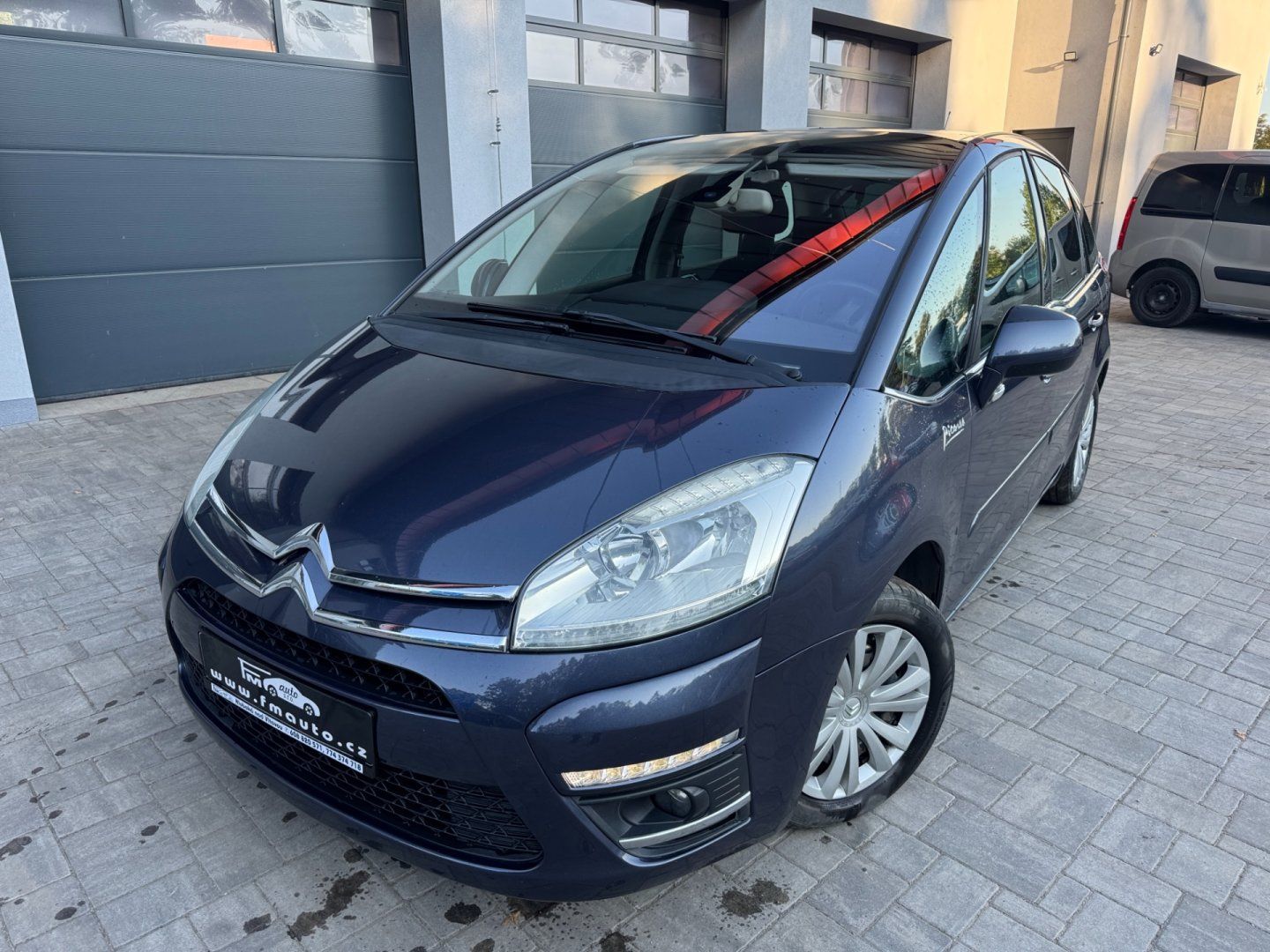 Citroën C4 Picasso, 2.0 HDi - fotka 2