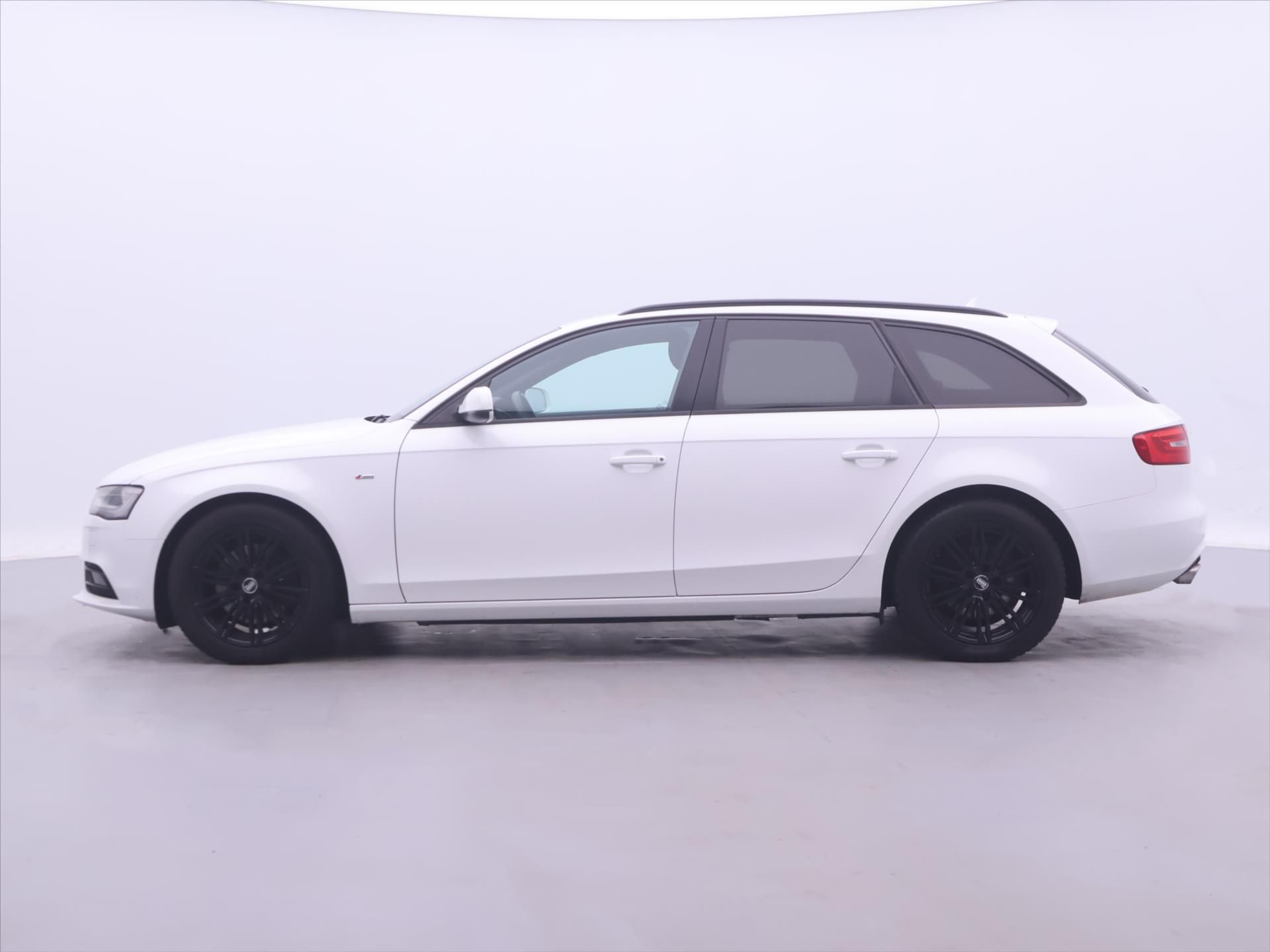 Audi A4, 3,0 TDI Aut. S-line quattro - fotka 4