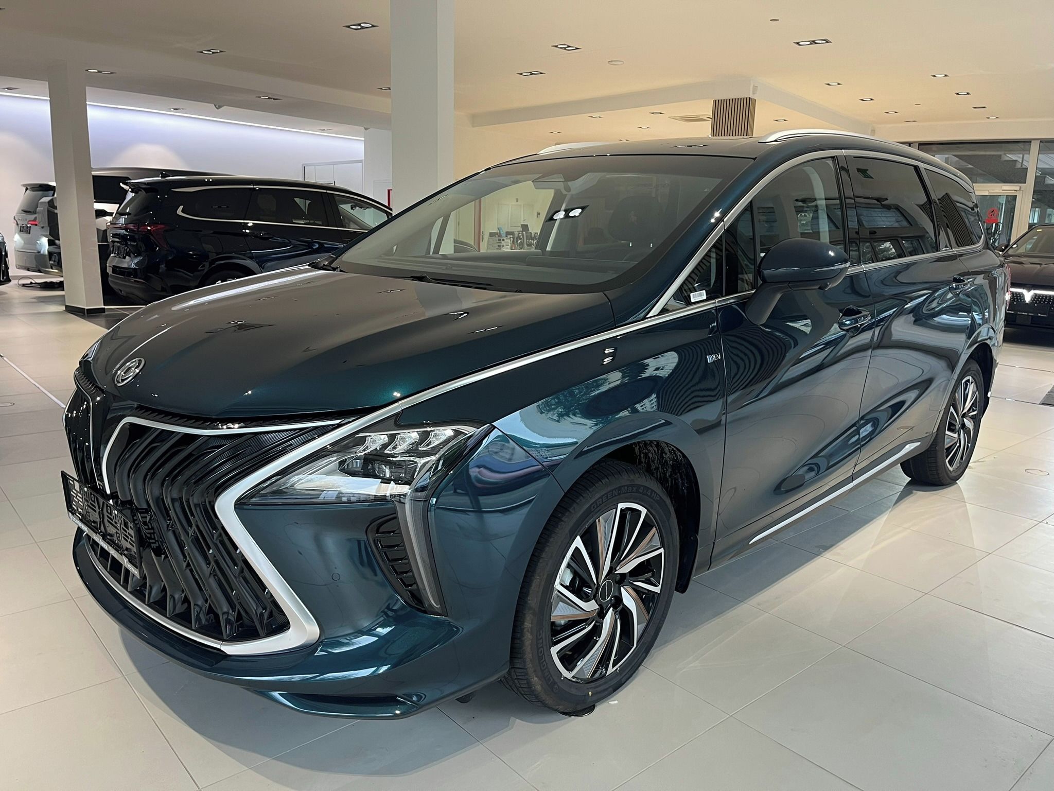 Dongfeng U-Tour, HEV Hybrid New 2025