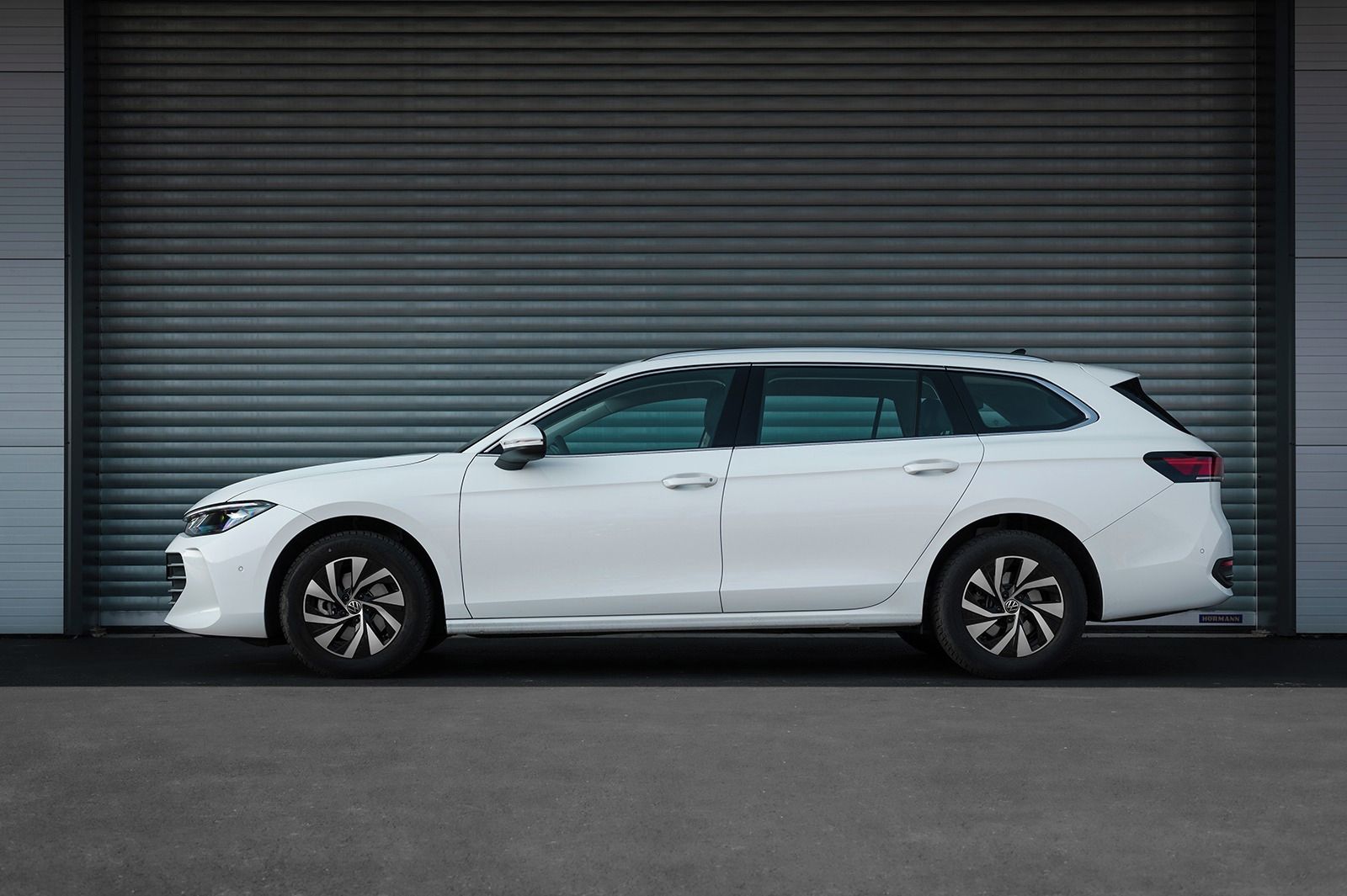 Volkswagen Passat, Passat Business 2,0 TDI 110 kW - fotka 3