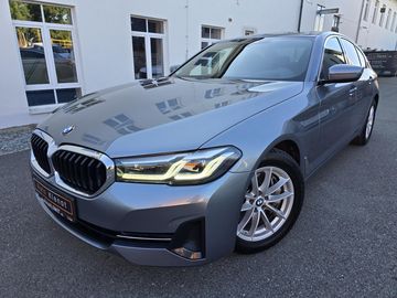 530D 210kW XDRIVE HEADup - DPH