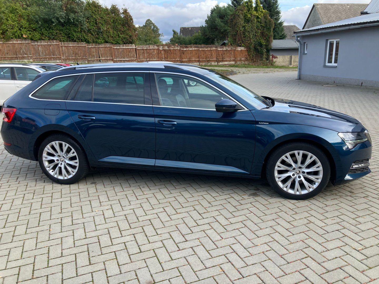 Škoda Superb, 2.0TDI 147kW 4X4 STYLE DSG - fotka 3