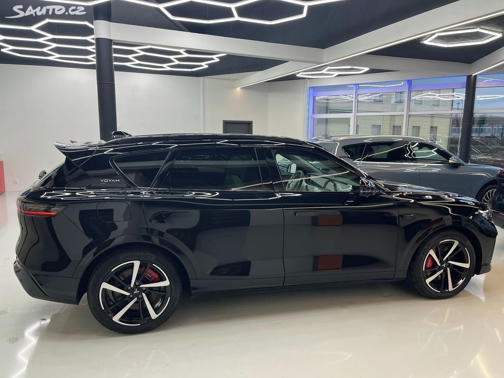 Dongfeng Voyah Free, 318 REV 4WD s generátorem - fotka 4
