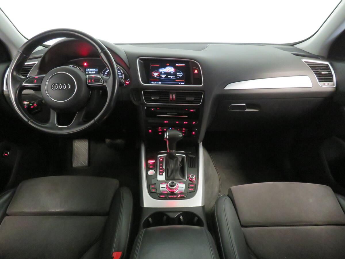 Audi Q5, 2.0 TDI 140 kW S line - fotka 5