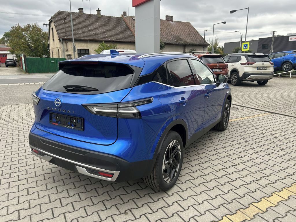 Nissan Qashqai, 1.3DIG-T 158PS AT N-Connecta W - fotka 4
